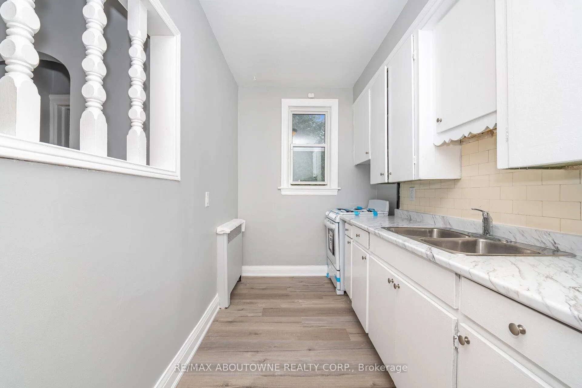 Photo 10 of Unit 3, 486 Holtby Avenue, Burlington, Brant — HOMEH