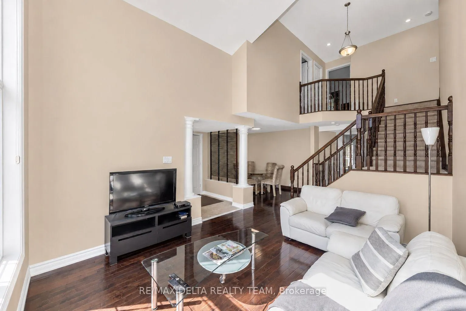 Photo 6 of 310 Sarabella Street, Ottawa, Avalon East — HOMEH