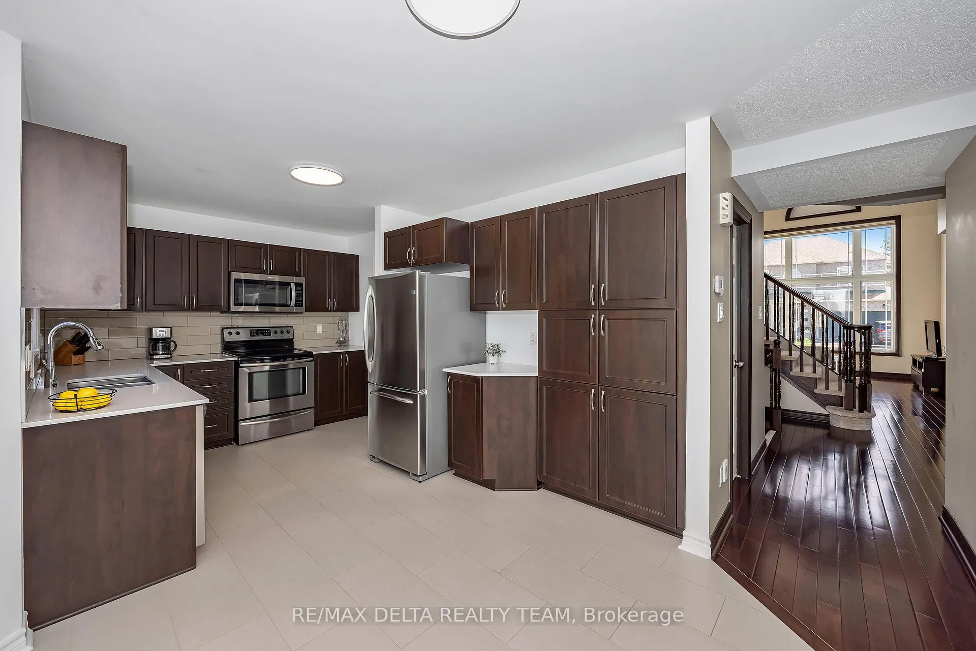 Photo 8 of 310 Sarabella Street, Ottawa, Avalon East — HOMEH