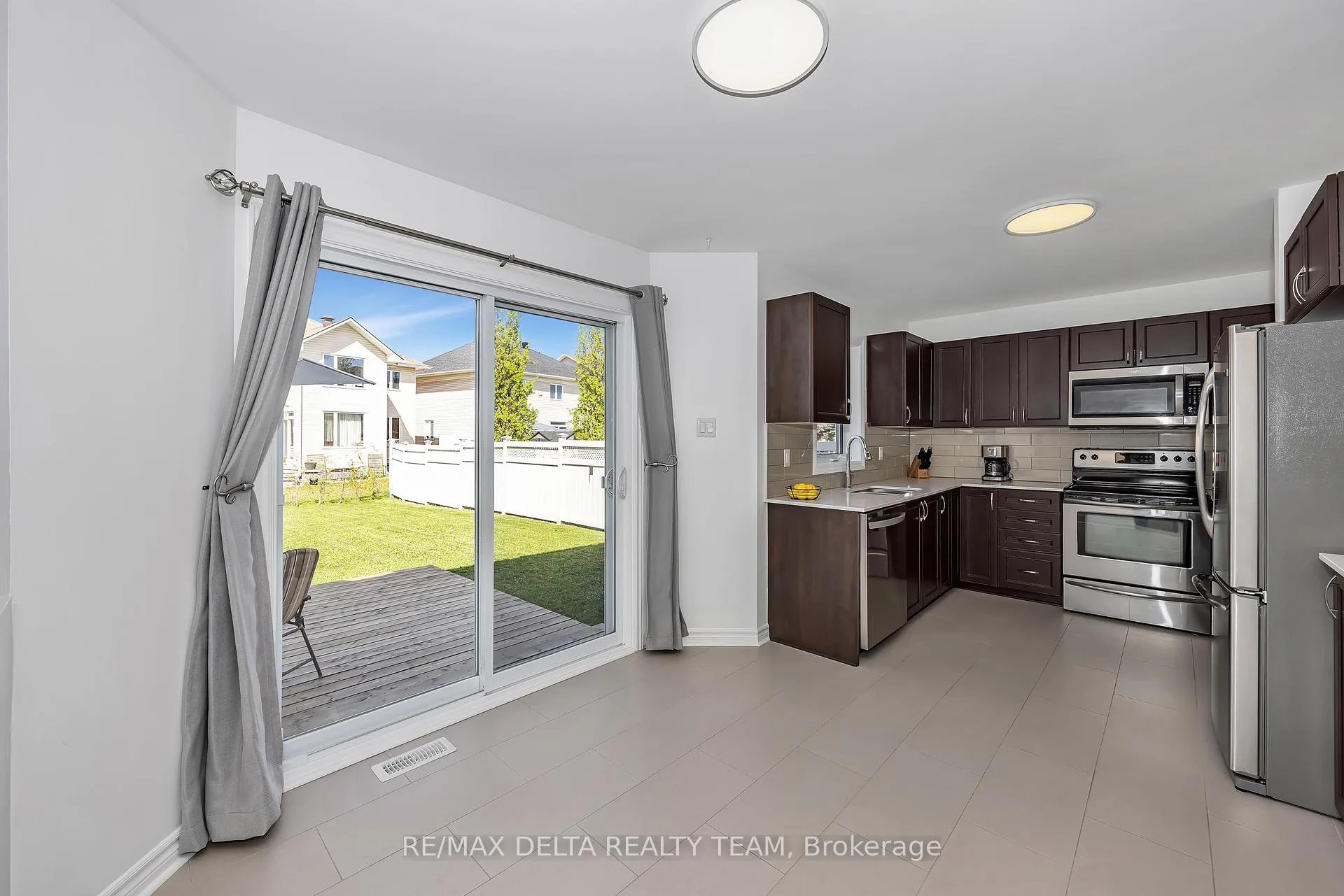 Photo 11 of 310 Sarabella Street, Ottawa, Avalon East — HOMEH