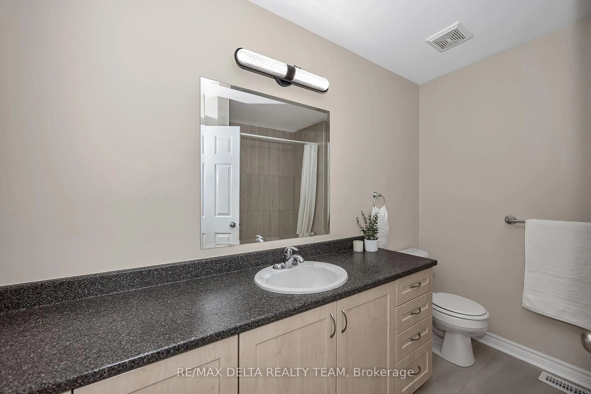 Photo 26 of 310 Sarabella Street, Ottawa, Avalon East — HOMEH