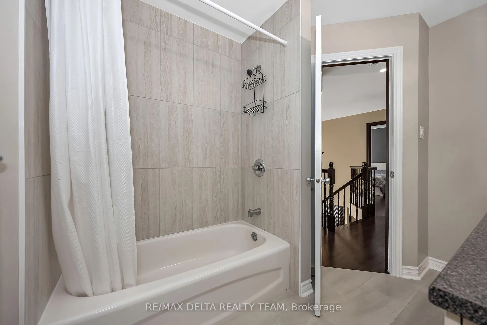 Photo 27 of 310 Sarabella Street, Ottawa, Avalon East — HOMEH