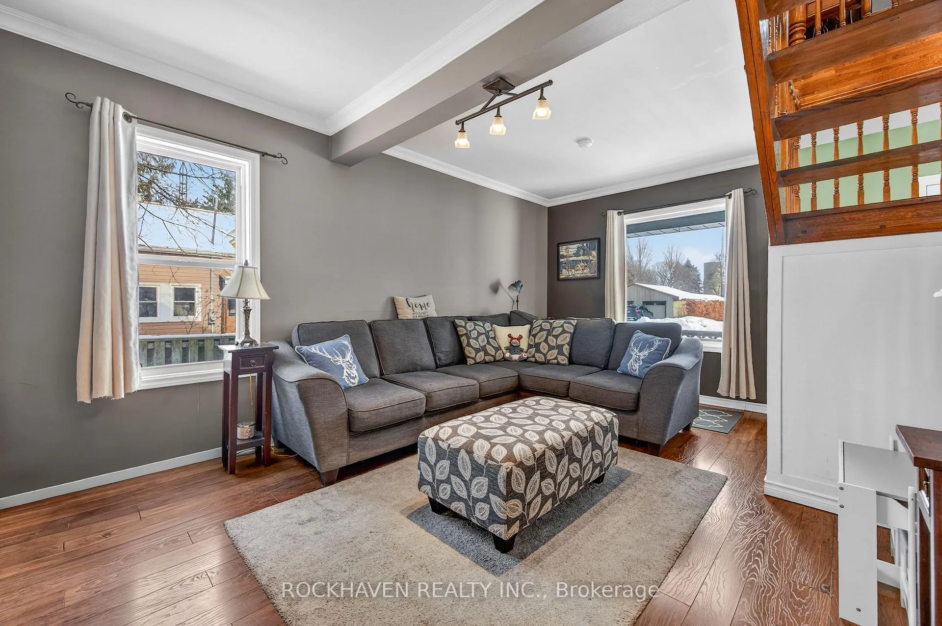Photo 10 of 151 Lynden Road, Hamilton, Lynden — HOMEH