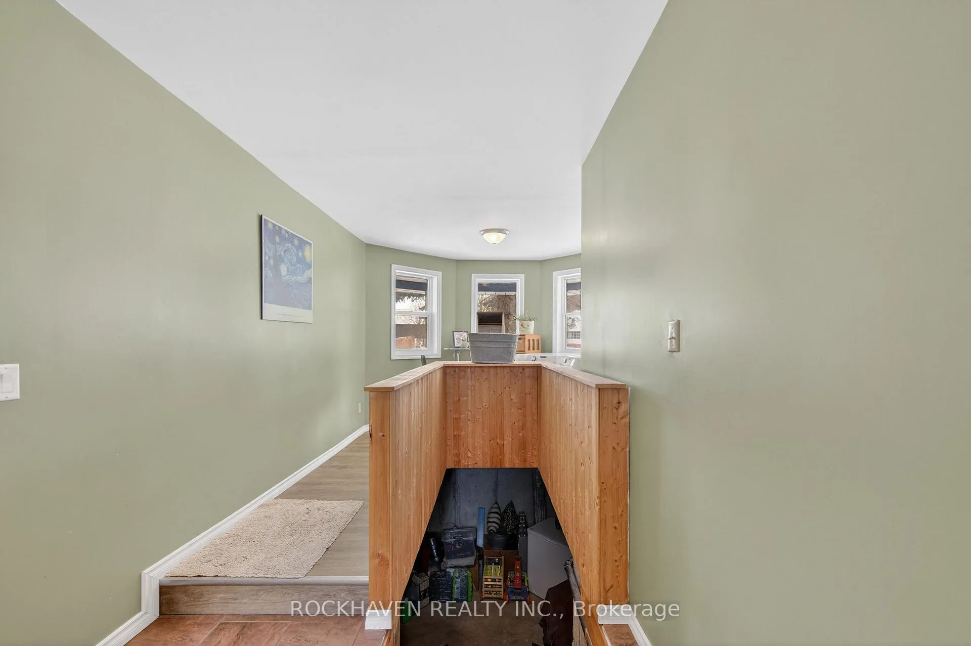 Photo 12 of 151 Lynden Road, Hamilton, Lynden — HOMEH