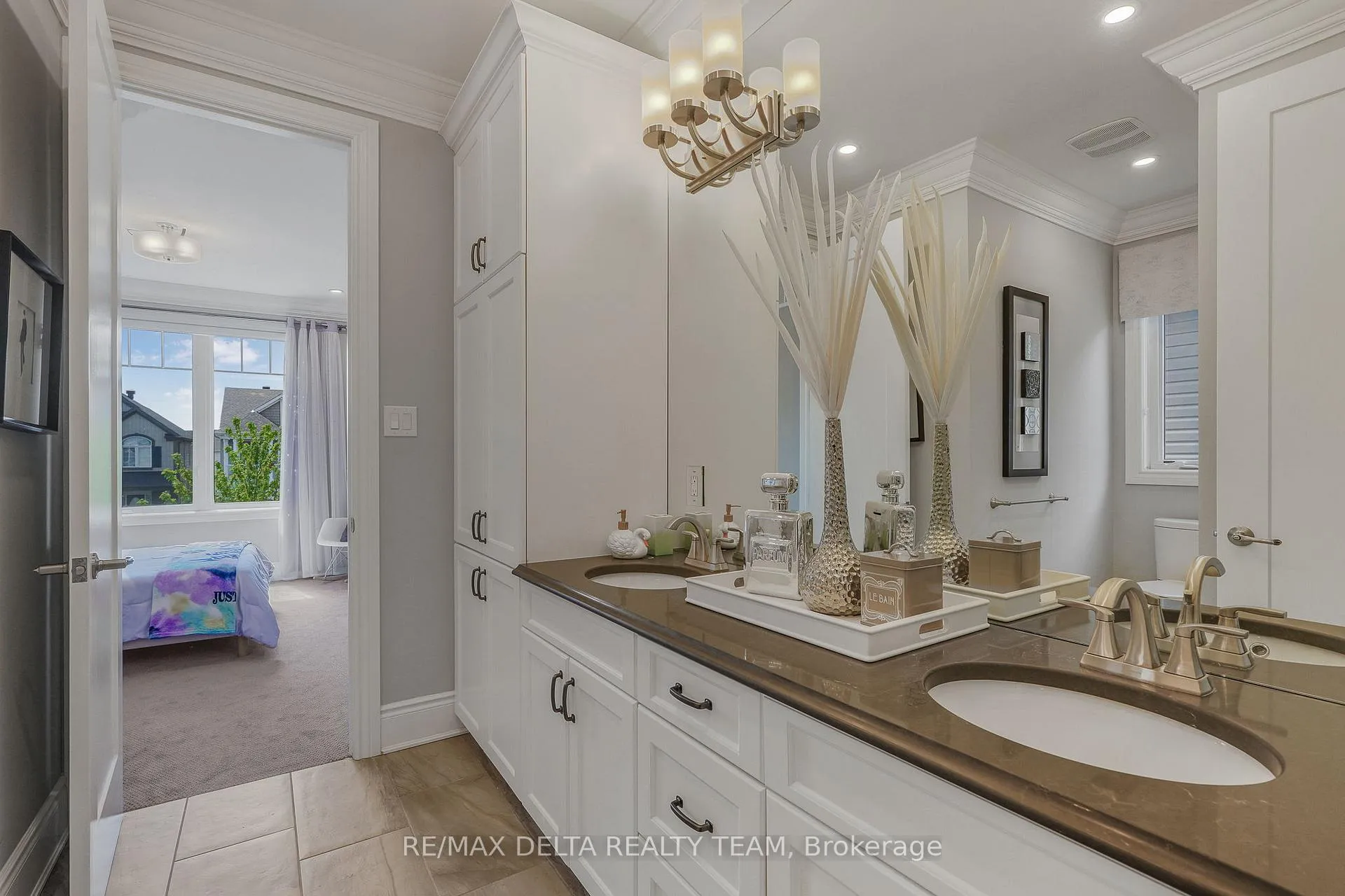Photo 32 of 110 Sweetvalley Drive, Ottawa, Avalon West — HOMEH