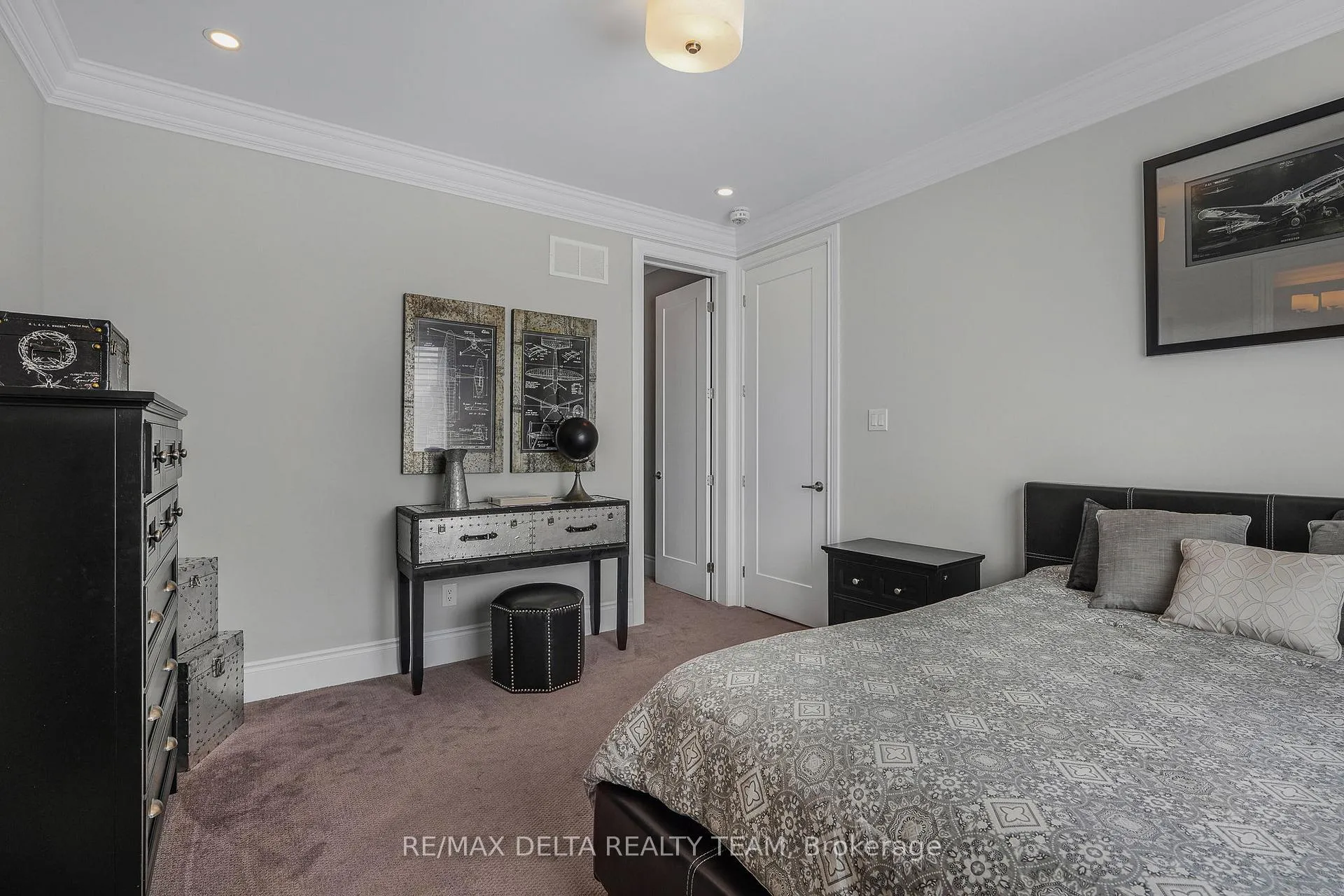 Photo 37 of 110 Sweetvalley Drive, Ottawa, Avalon West — HOMEH