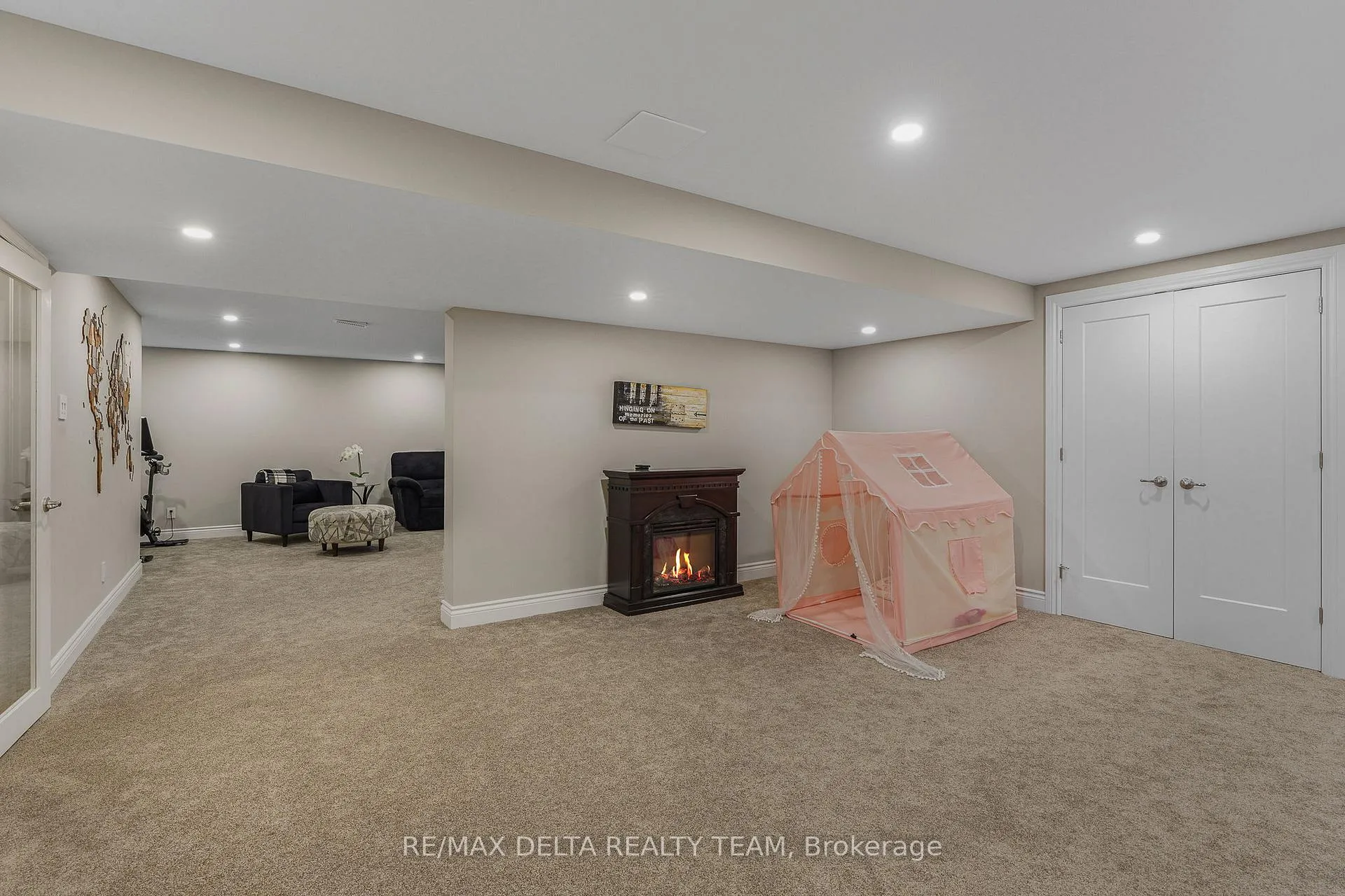 Photo 41 of 110 Sweetvalley Drive, Ottawa, Avalon West — HOMEH