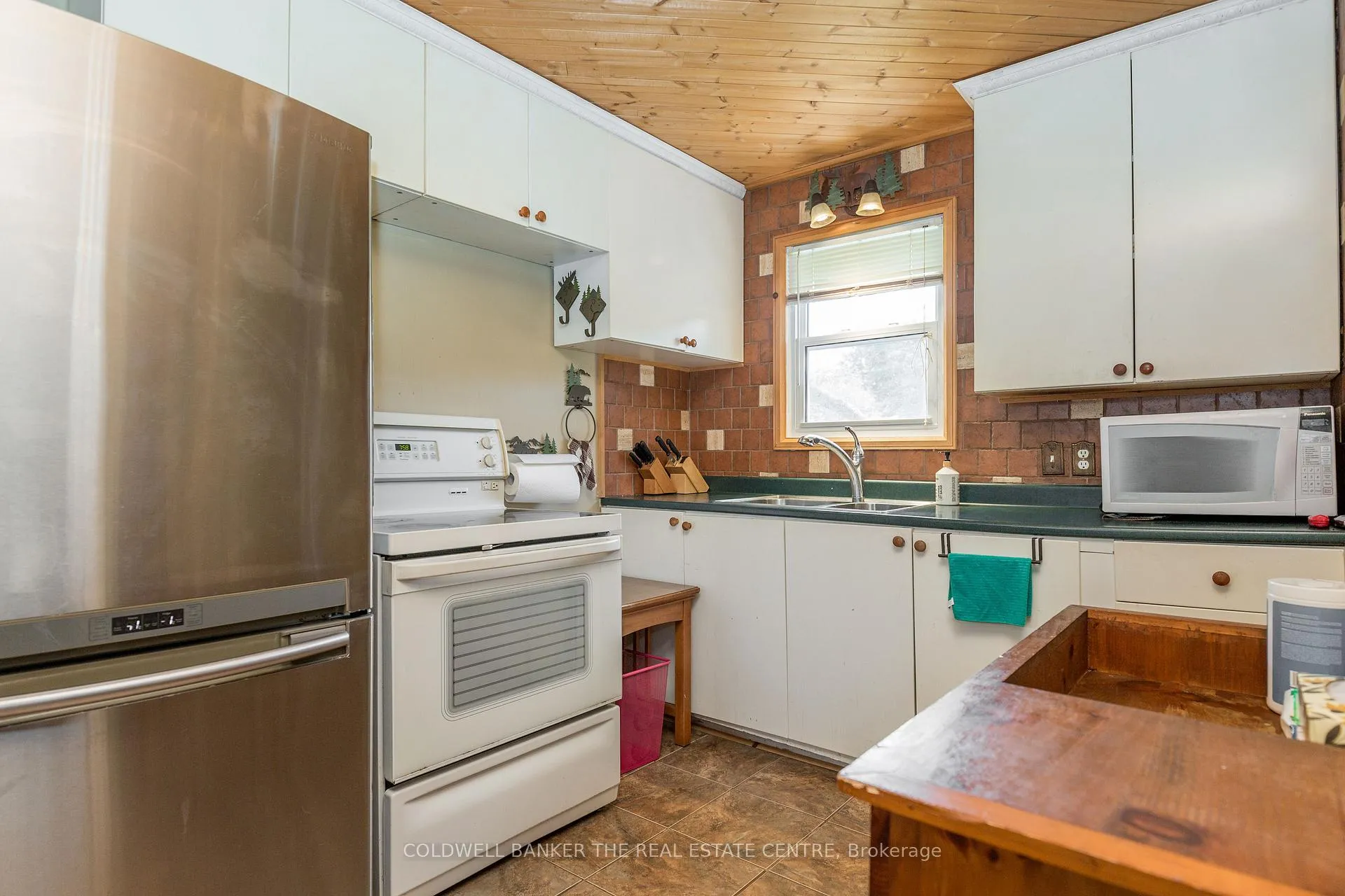 Photo 8 of 121 Maskinonge Road, Tay, Rural Tay — HOMEH