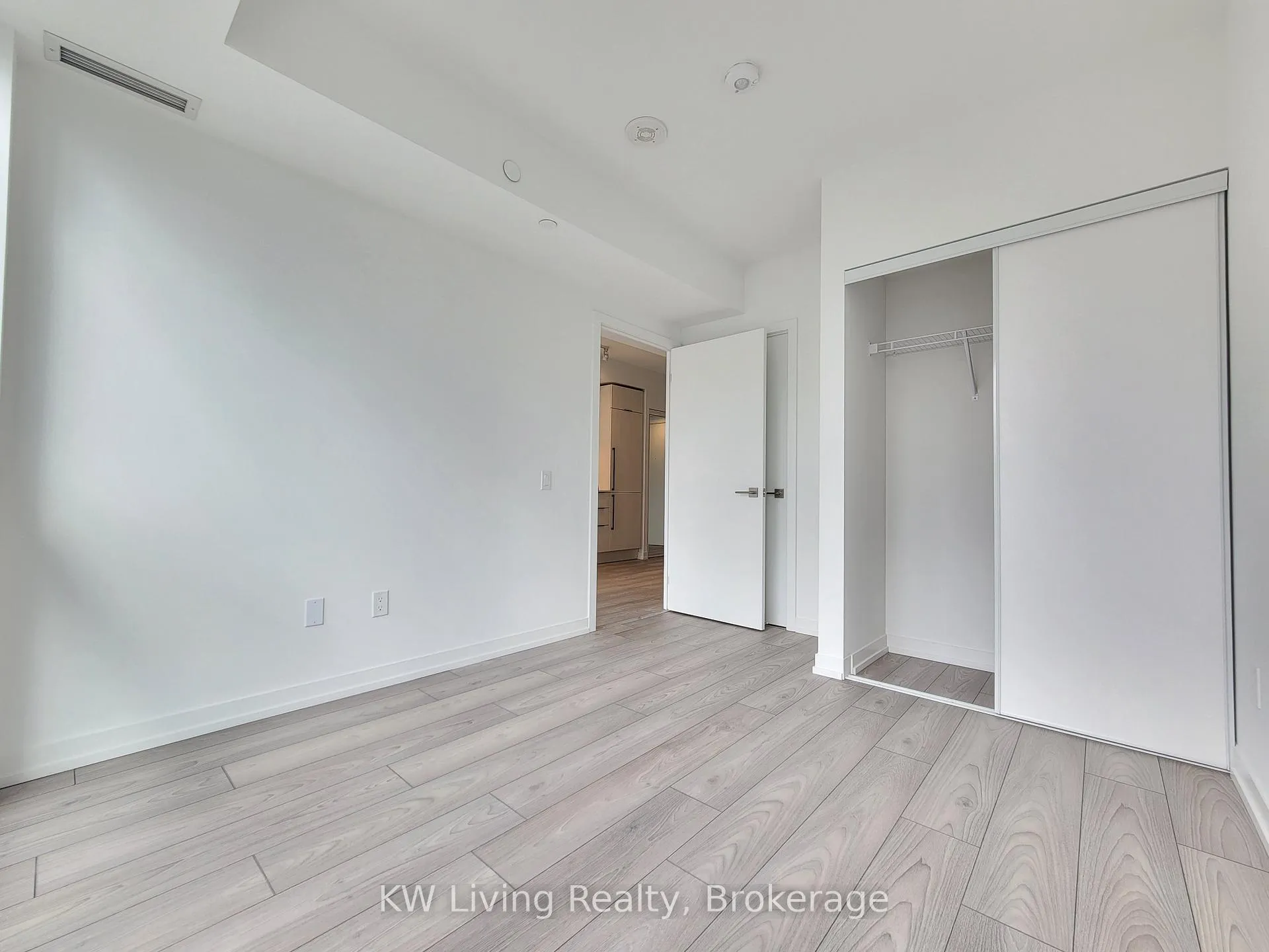 Photo 11 of Unit 908, 82 Dalhousie Street, Toronto, Church-Yonge Corridor — HOMEH