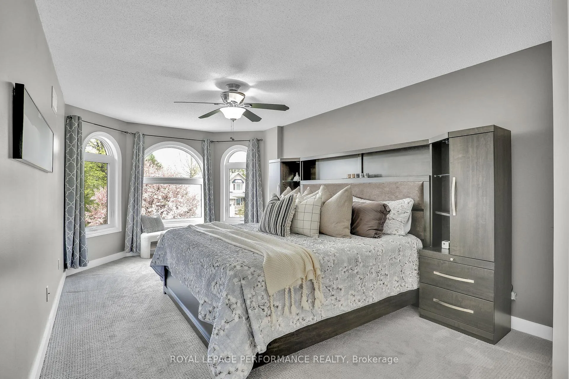 Photo 18 of 50 Picasso Drive, Ottawa, Hunt Club Park — HOMEH