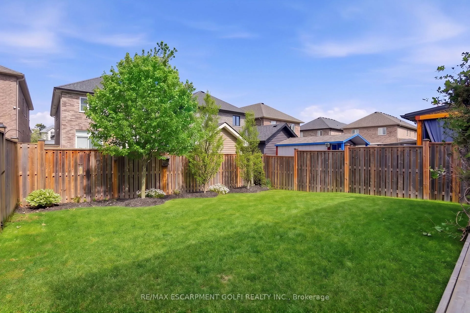Photo 32 of 49 Narbonne Crescent, Hamilton, Stoney Creek Mountain — HOMEH