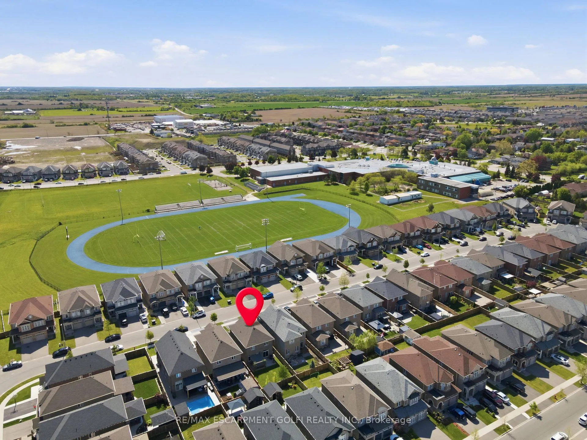 Photo 38 of 49 Narbonne Crescent, Hamilton, Stoney Creek Mountain — HOMEH