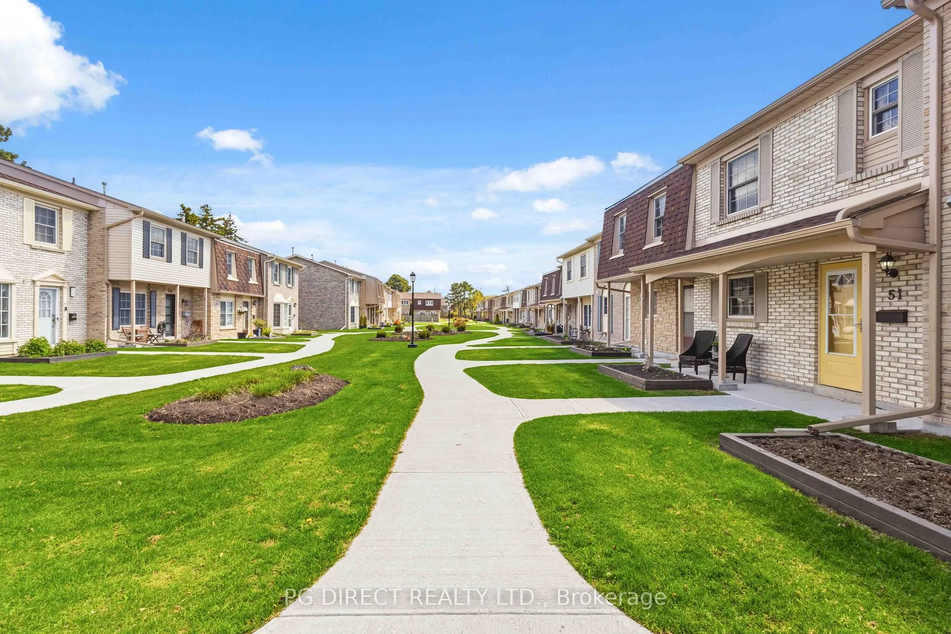 Photo 1 of Unit 51, 580 Eyer Drive, Pickering, West Shore — HOMEH