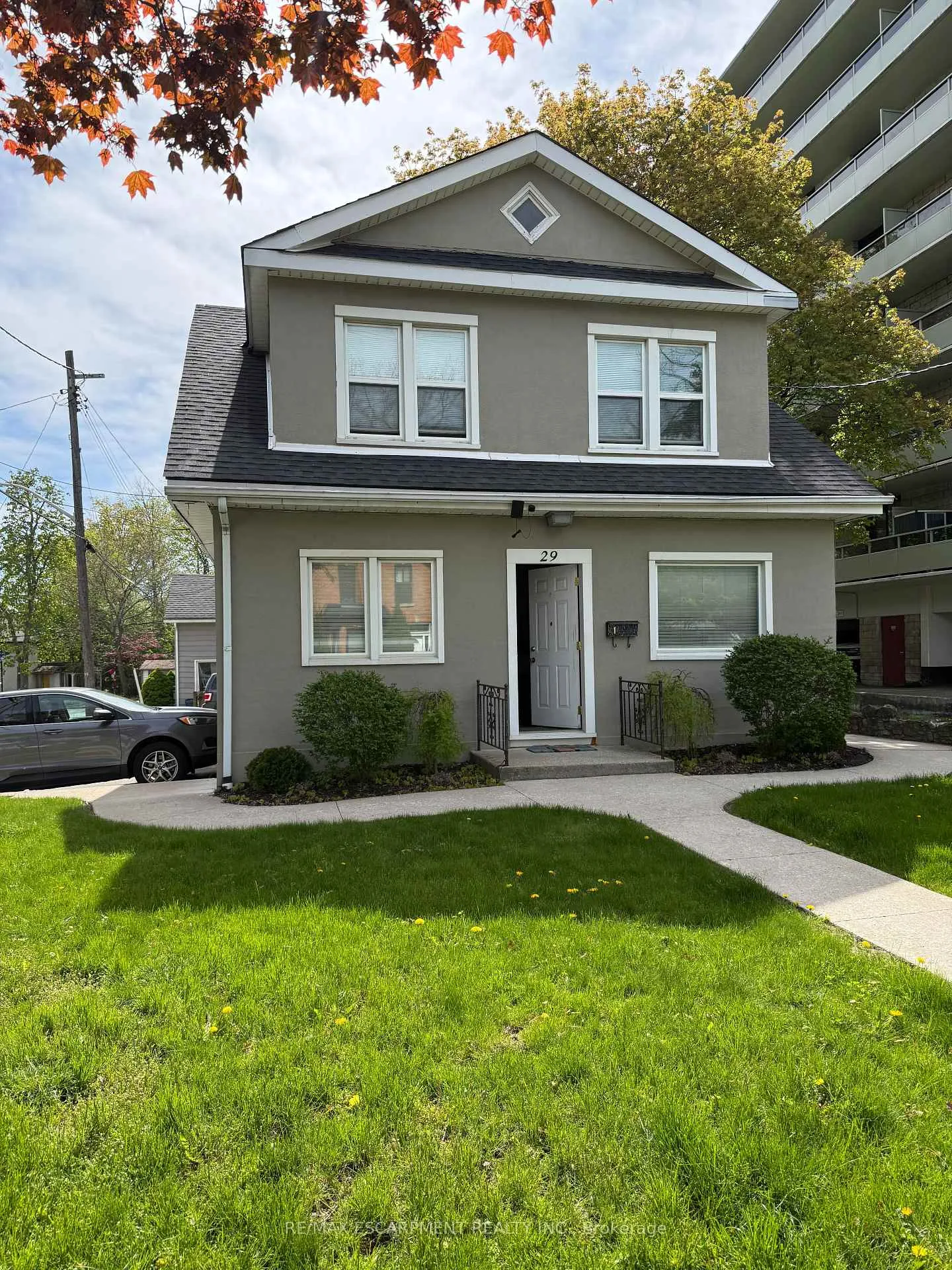 Photo 1 of Unit 2, 29 Mountain Avenue S, Hamilton, Stoney Creek — HOMEH