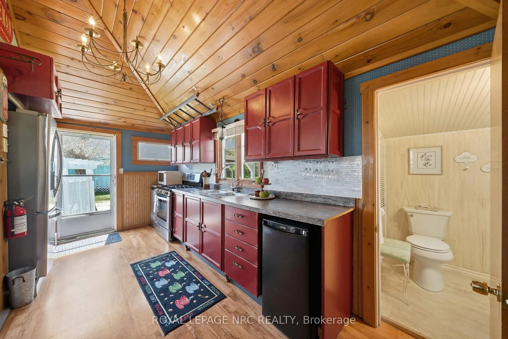 Photo 9 of 12235 Lakeshore Road, Wainfleet, Lakeshore — HOMEH