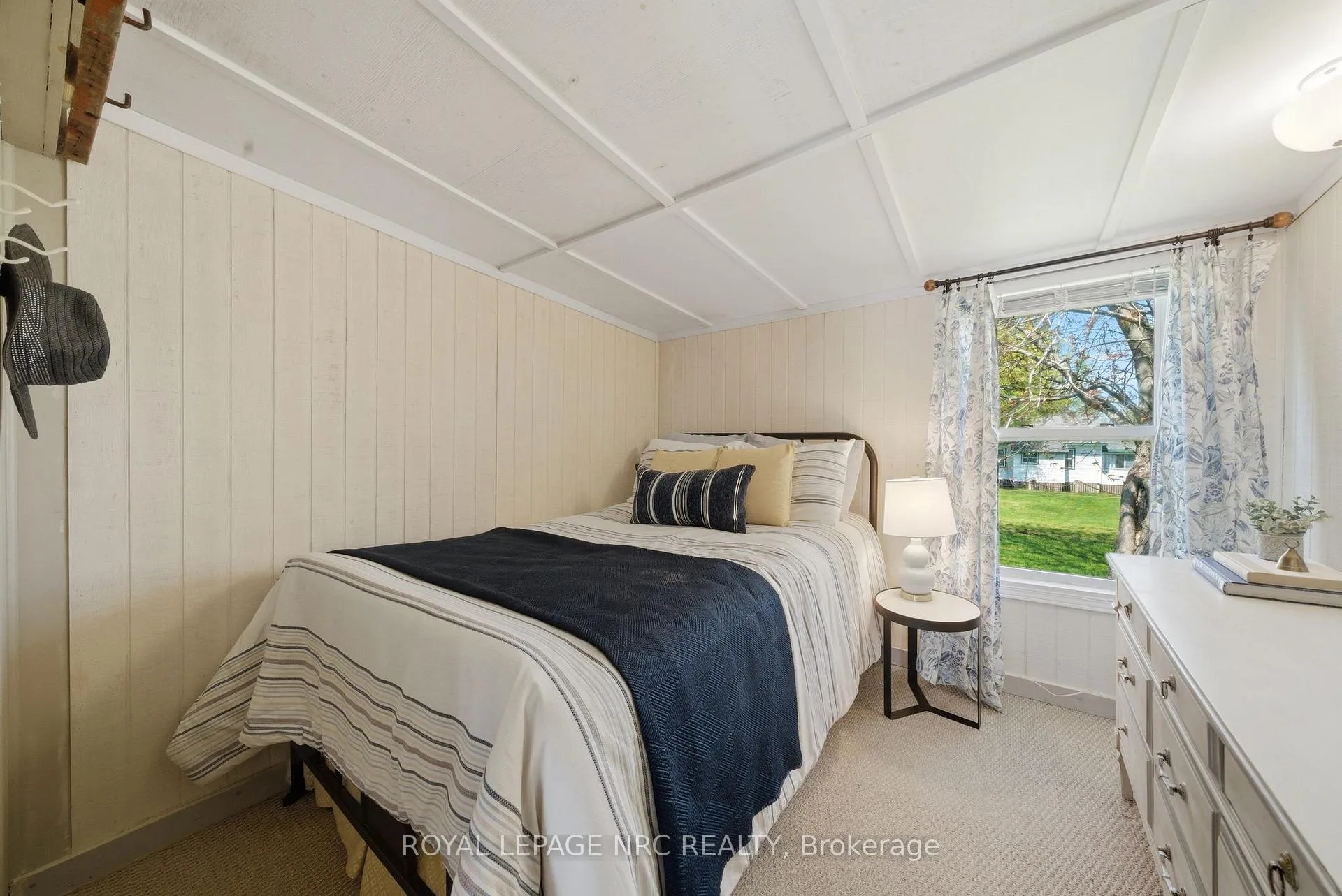 Photo 17 of 12235 Lakeshore Road, Wainfleet, Lakeshore — HOMEH