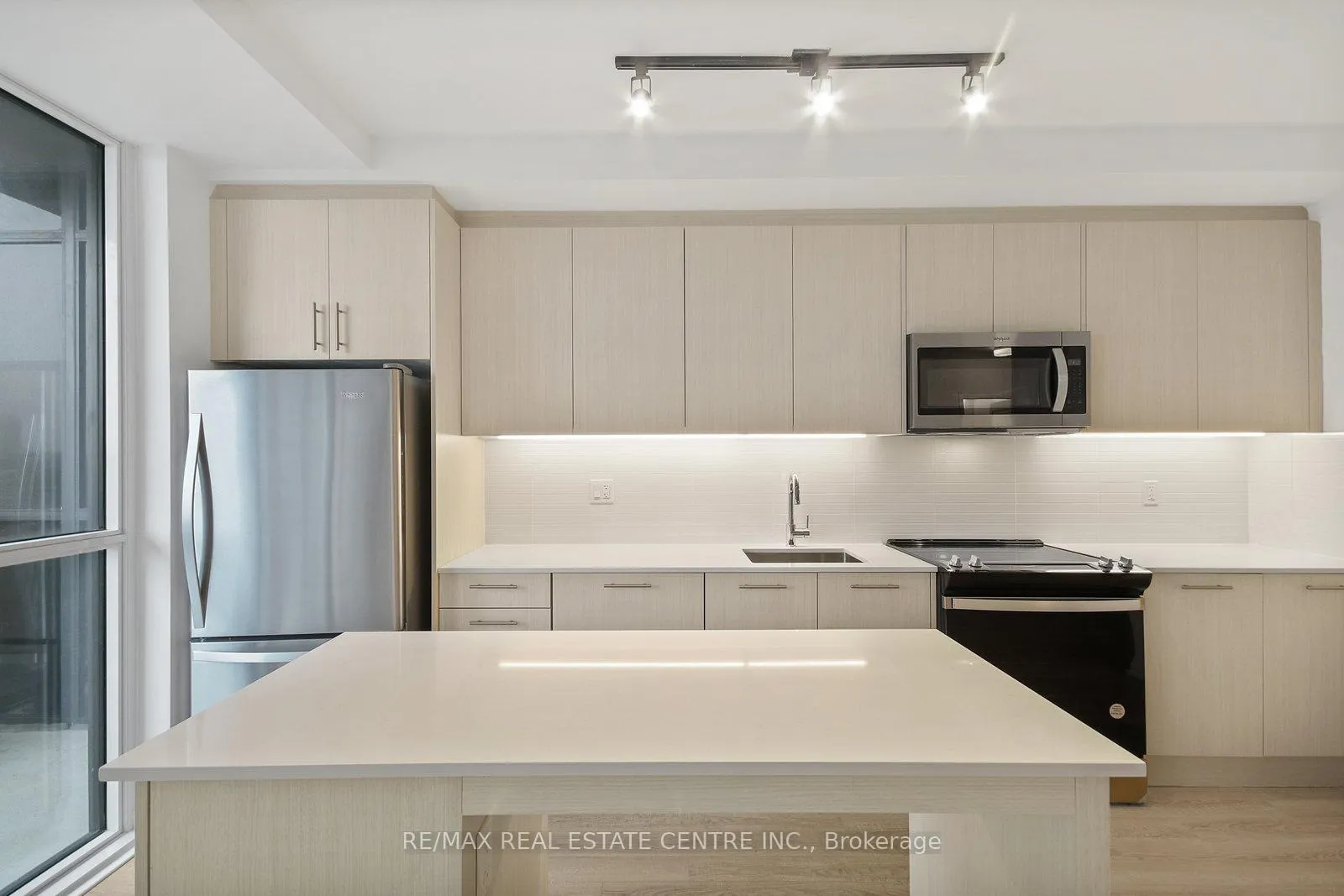 Photo 12 of Unit 409, 286 Main Street, Toronto, East End-Danforth — HOMEH