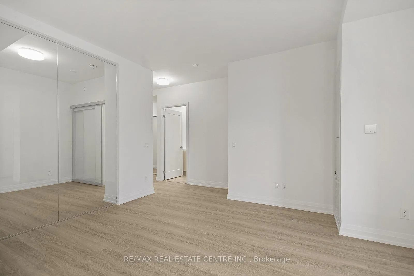 Photo 15 of Unit 409, 286 Main Street, Toronto, East End-Danforth — HOMEH