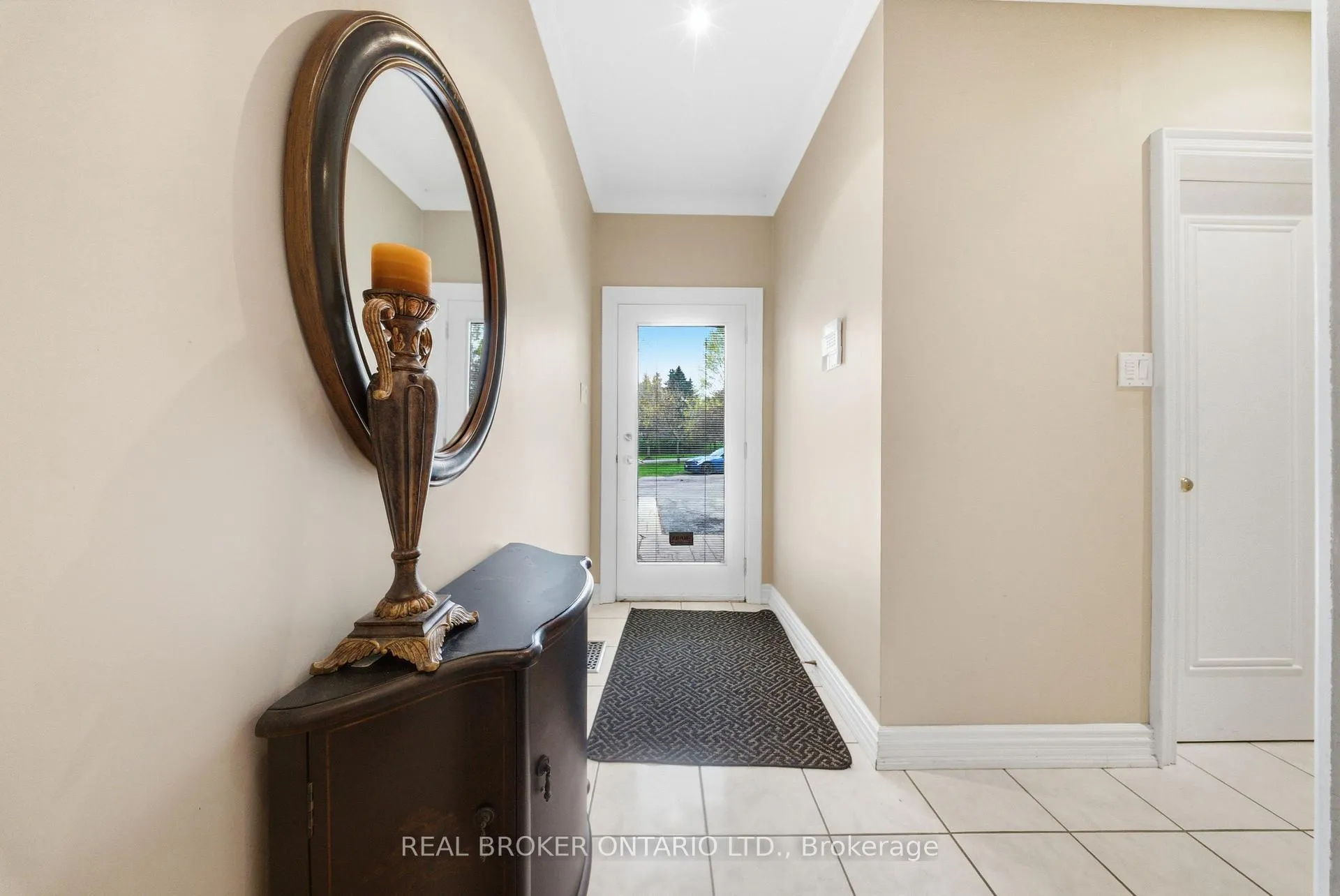 Photo 17 of 529 Conservation Drive, Brampton, Heart Lake East — HOMEH