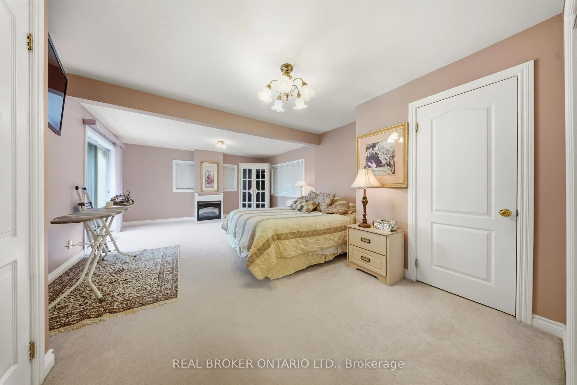 Photo 22 of 529 Conservation Drive, Brampton, Heart Lake East — HOMEH