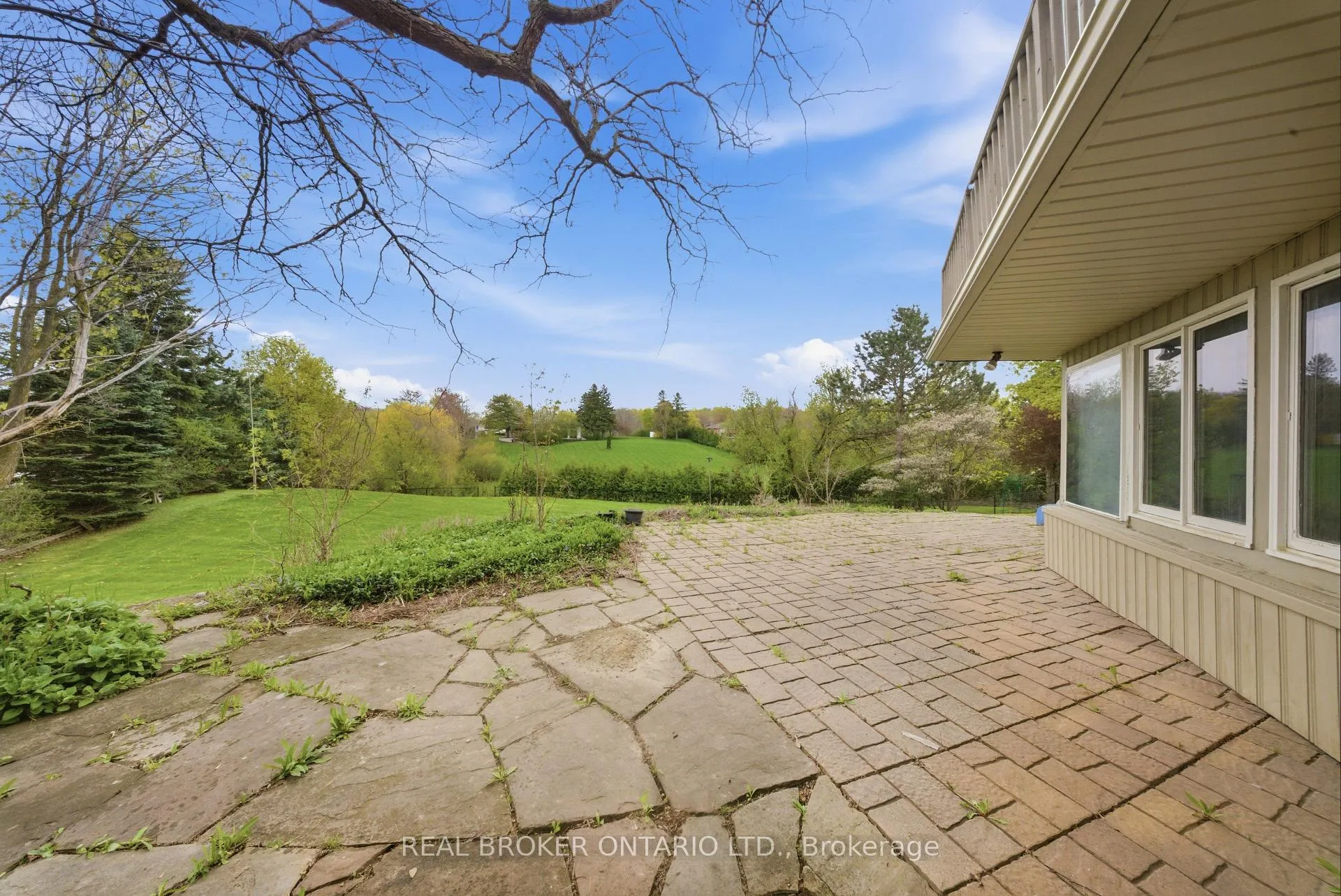 Photo 32 of 529 Conservation Drive, Brampton, Heart Lake East — HOMEH