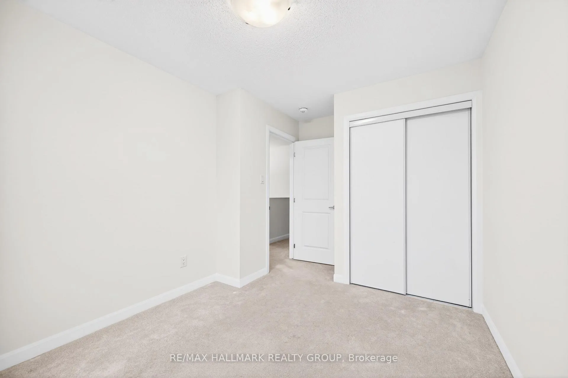 Photo 20 of 116 Maynooth Court, Ottawa, Barrhaven - Half Moon Bay — HOMEH