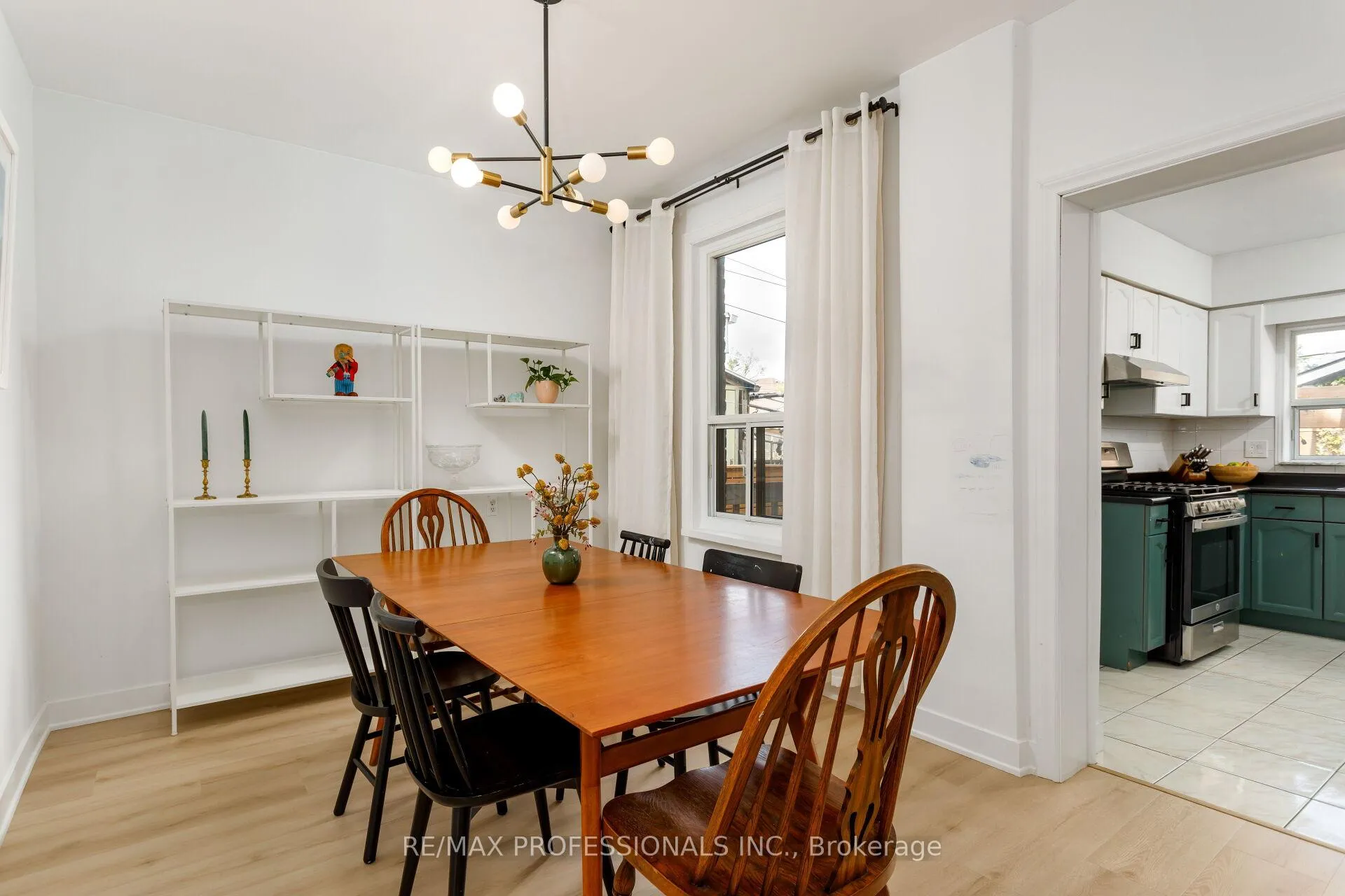 Photo 6 of 199 Osler Street, Toronto, Weston-Pellam Park — HOMEH