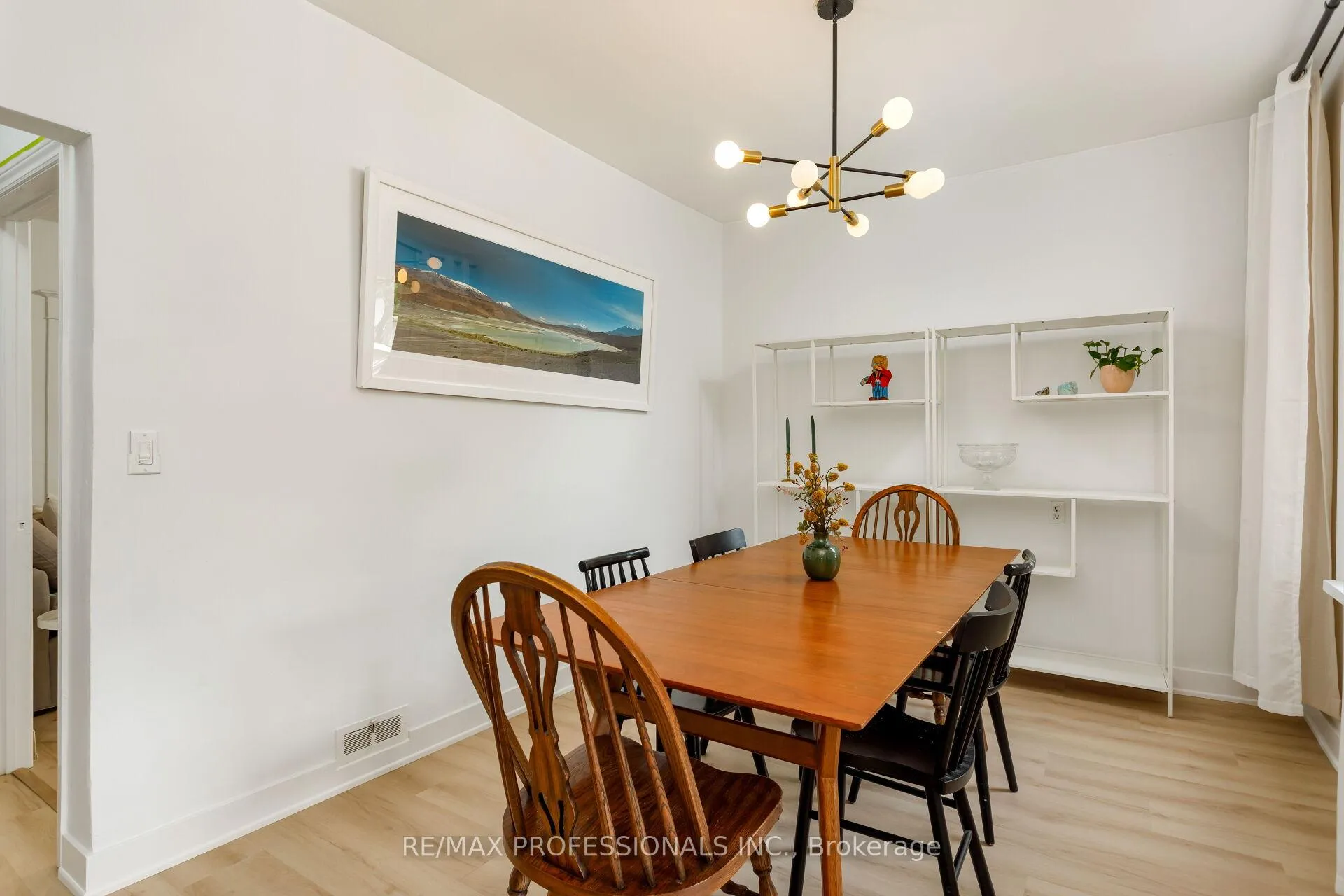 Photo 8 of 199 Osler Street, Toronto, Weston-Pellam Park — HOMEH