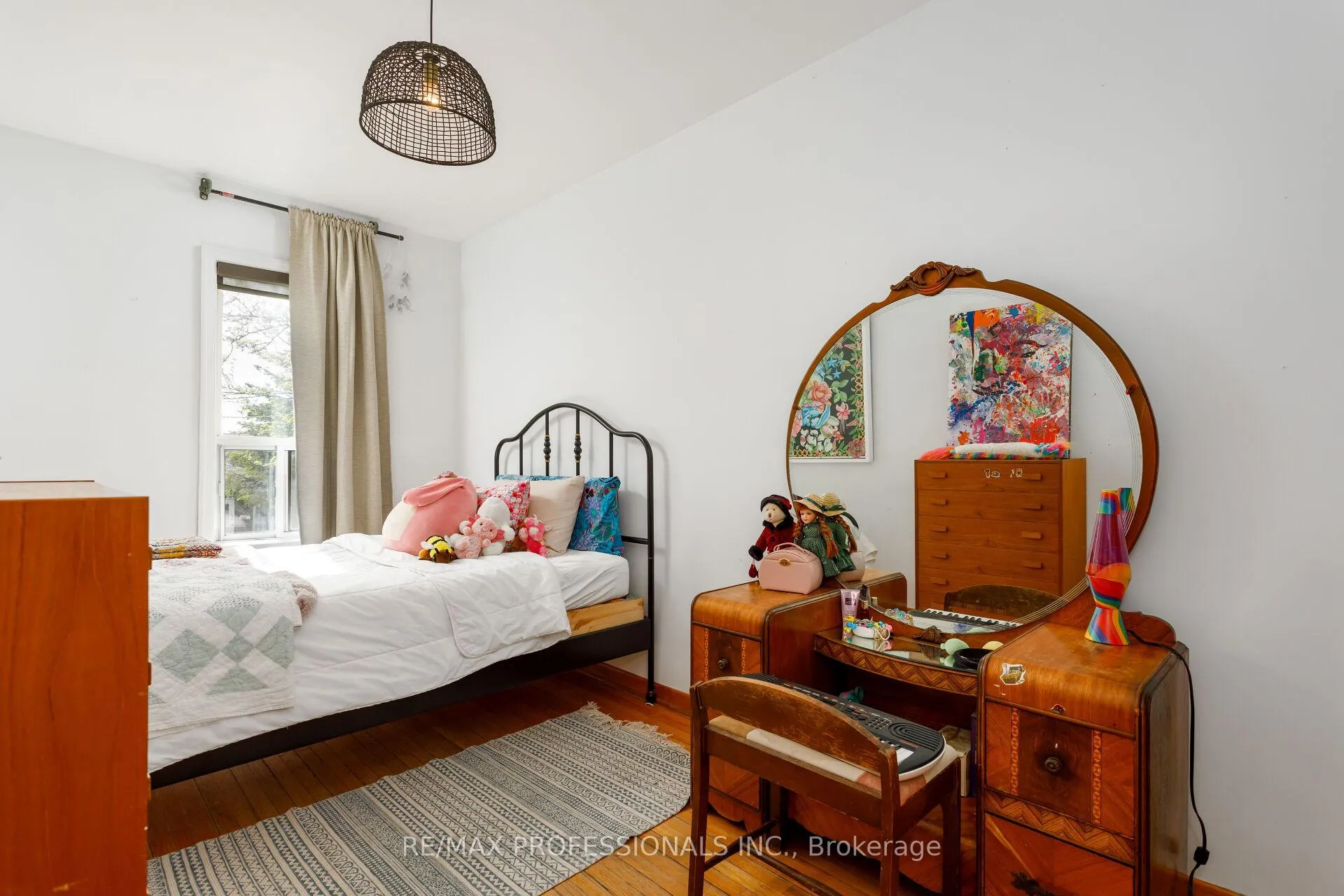 Photo 29 of 199 Osler Street, Toronto, Weston-Pellam Park — HOMEH