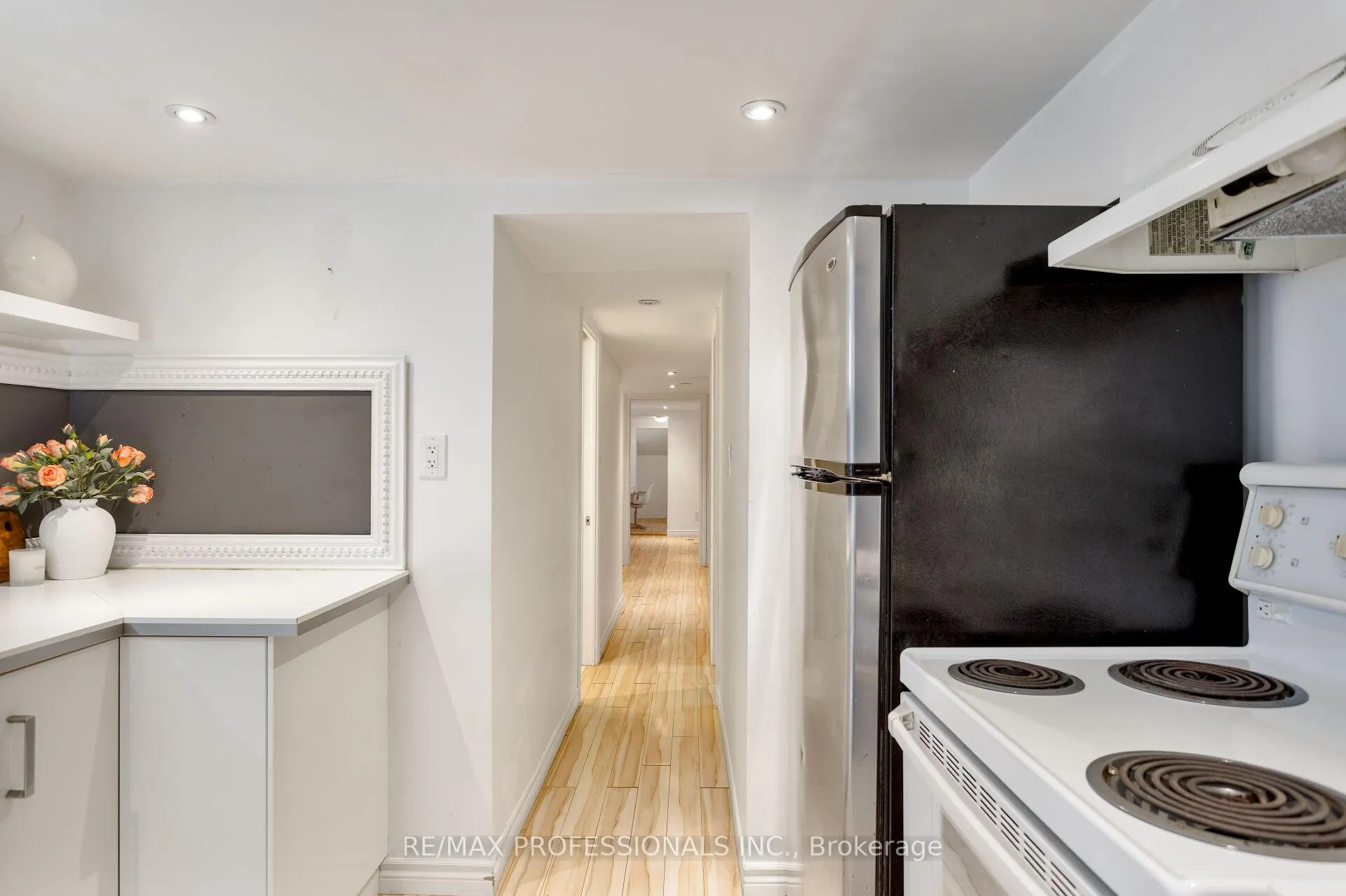 Photo 37 of 199 Osler Street, Toronto, Weston-Pellam Park — HOMEH