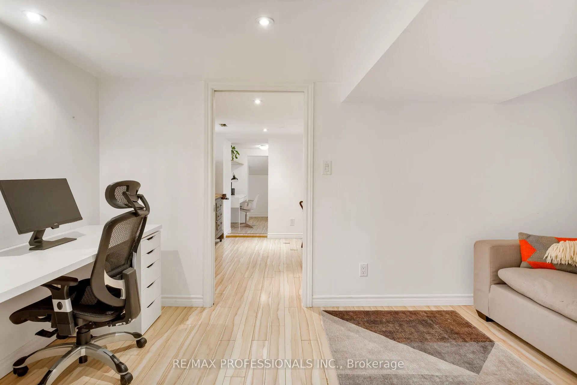 Photo 42 of 199 Osler Street, Toronto, Weston-Pellam Park — HOMEH