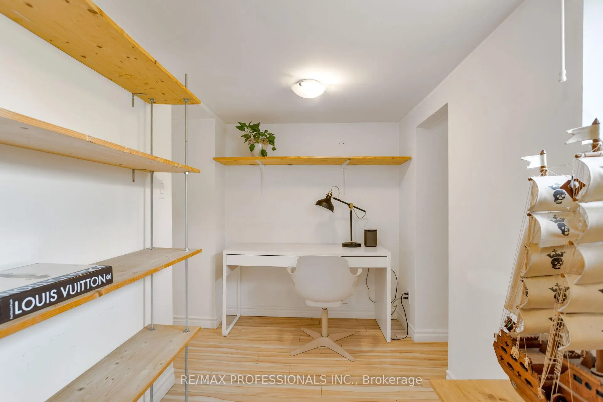 Photo 46 of 199 Osler Street, Toronto, Weston-Pellam Park — HOMEH