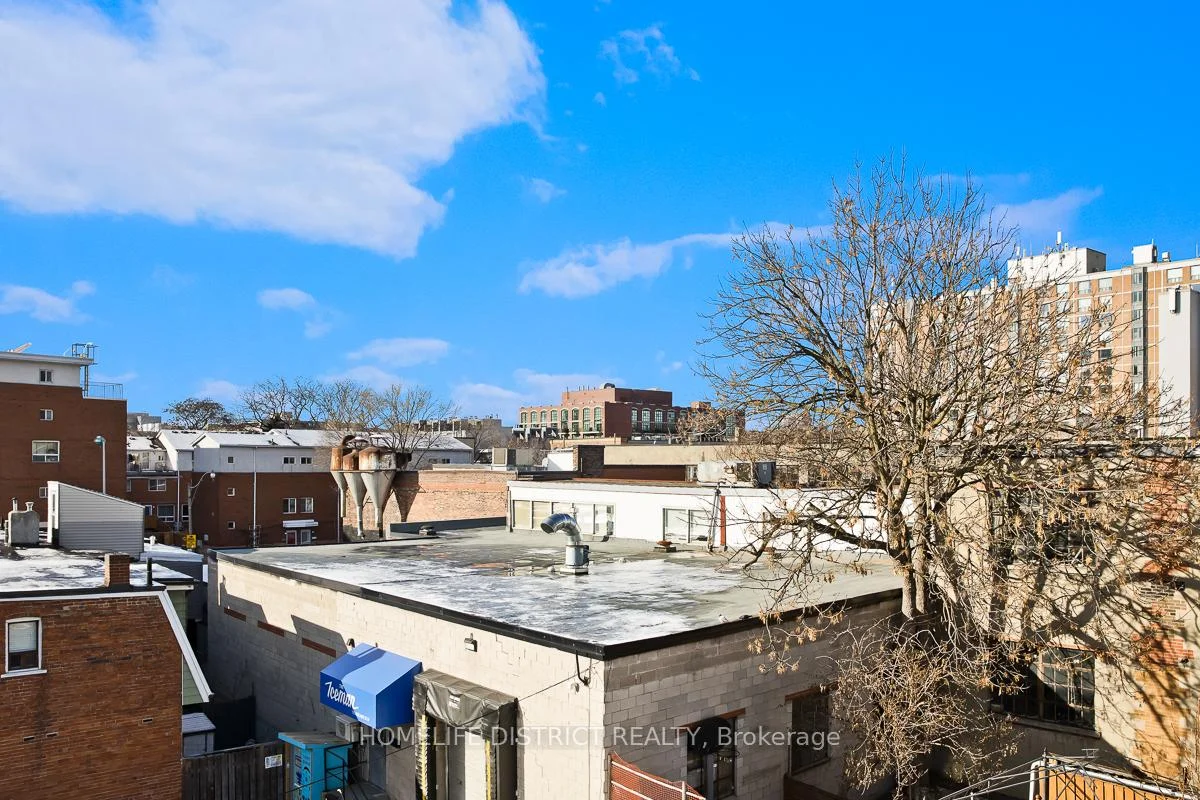 Photo 17 of 243 Niagara Street, Toronto, Niagara — HOMEH