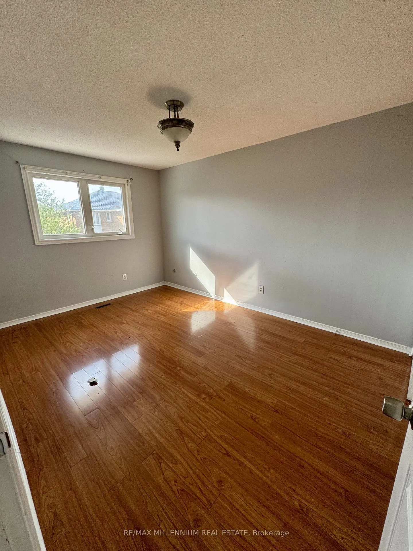 Photo 18 of 36 Diane Court, Brampton, Fletcher's Creek South — HOMEH
