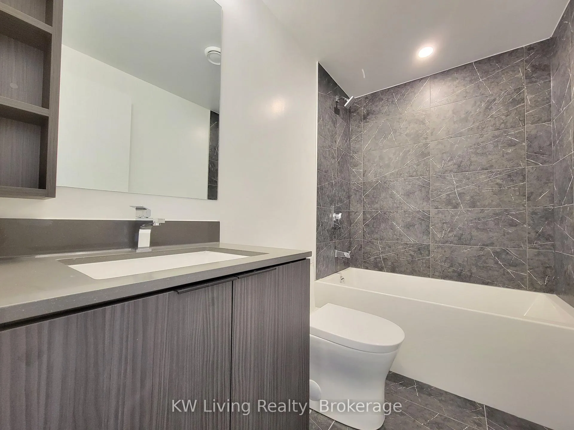 Photo 5 of Unit 2007, 82 Dalhousie Street, Toronto, Church-Yonge Corridor — HOMEH