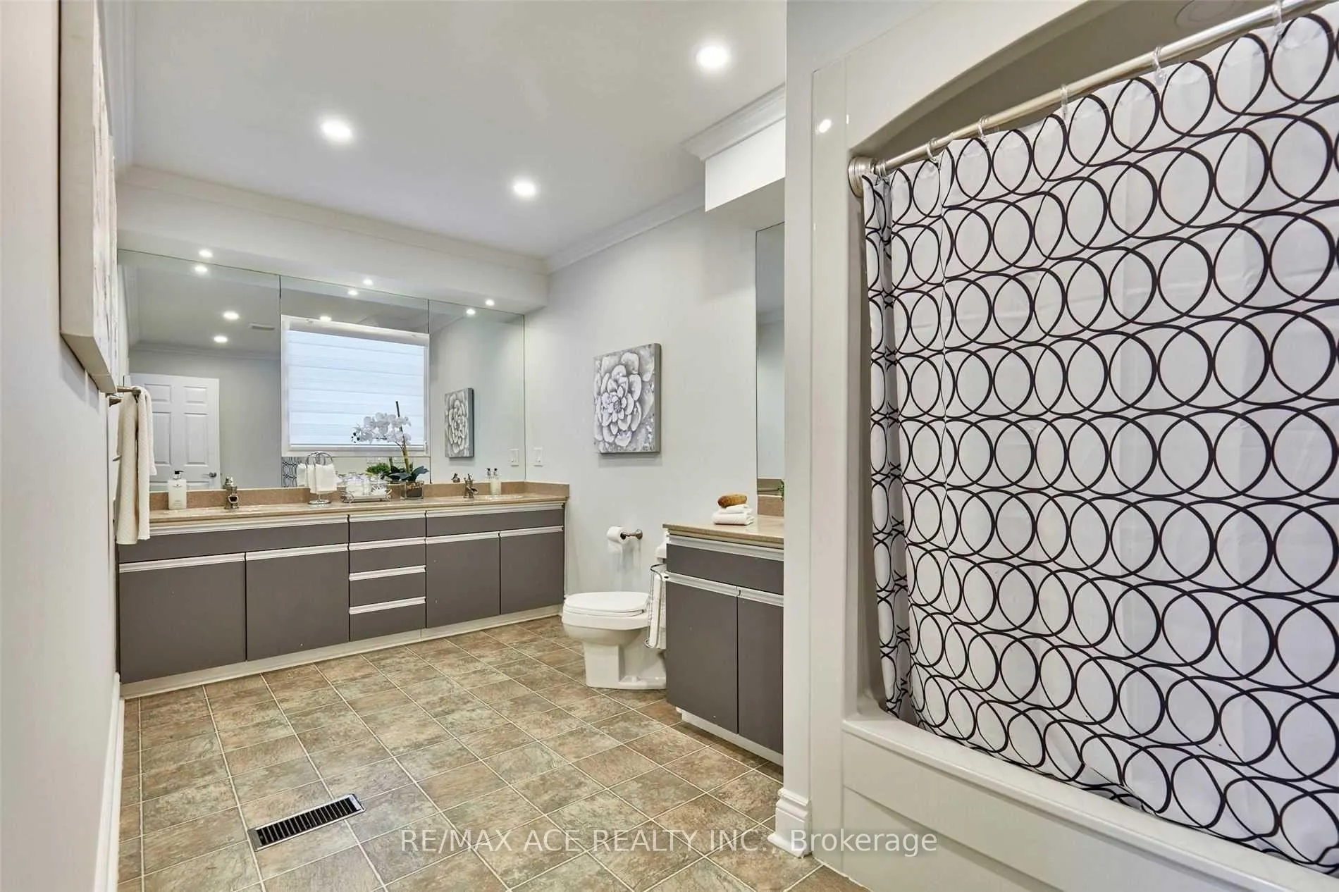 Photo 20 of 5455 Hoxton Street, Pickering, Rural Pickering — HOMEH