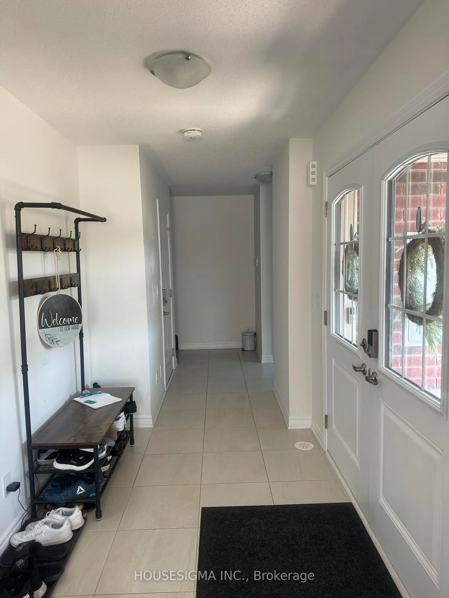 Photo 3 of 20 Mappin Way, Whitby, Rolling Acres — HOMEH