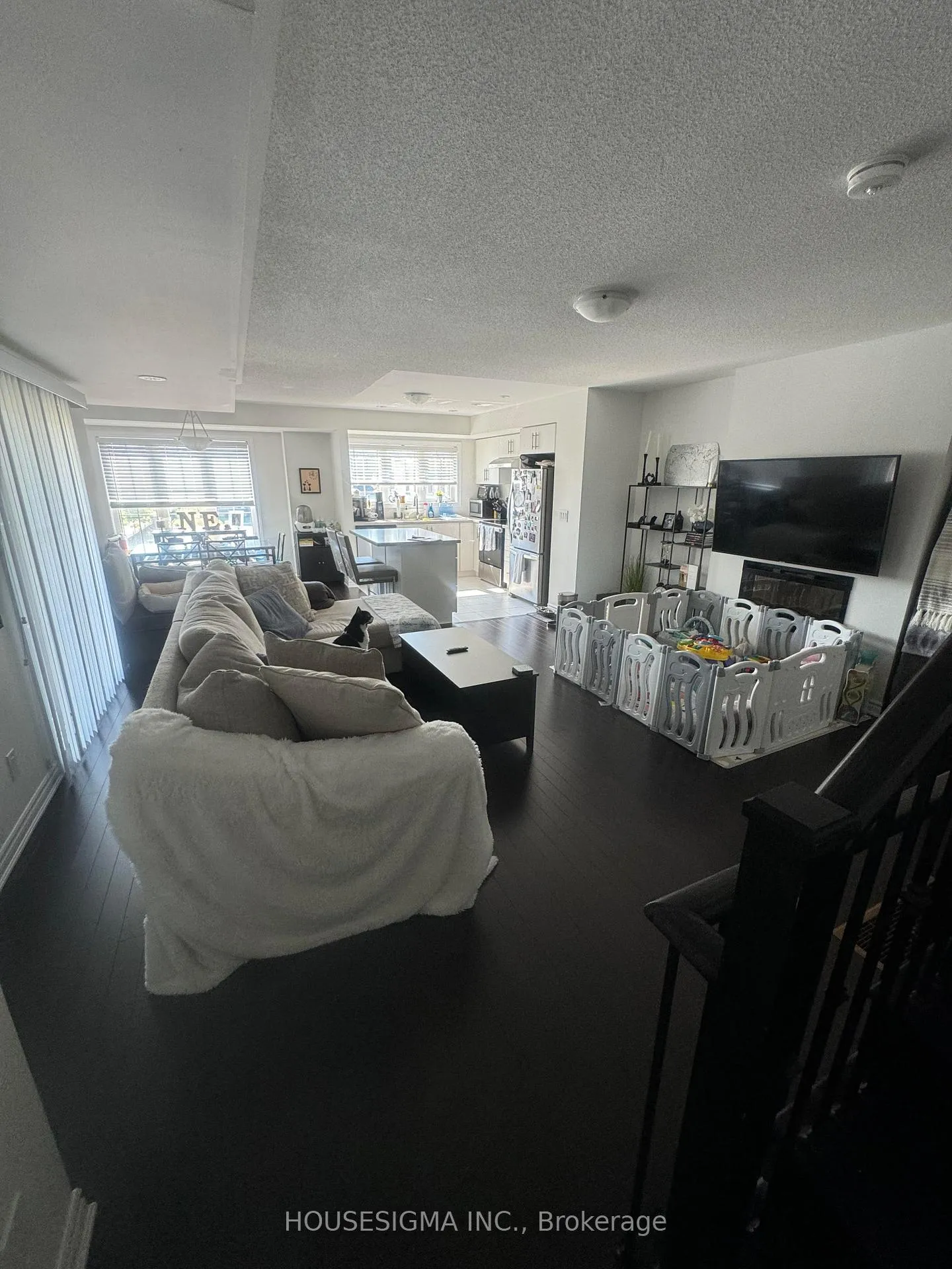 Photo 10 of 20 Mappin Way, Whitby, Rolling Acres — HOMEH