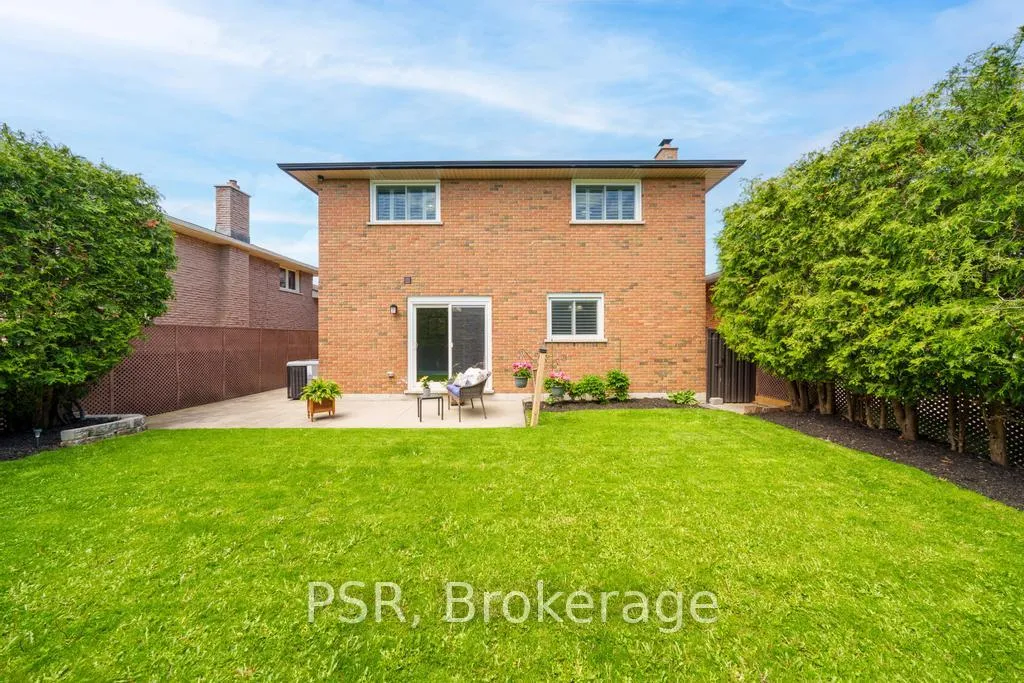 Photo 41 of 323 Queen Victoria Drive, Hamilton, Quinndale — HOMEH