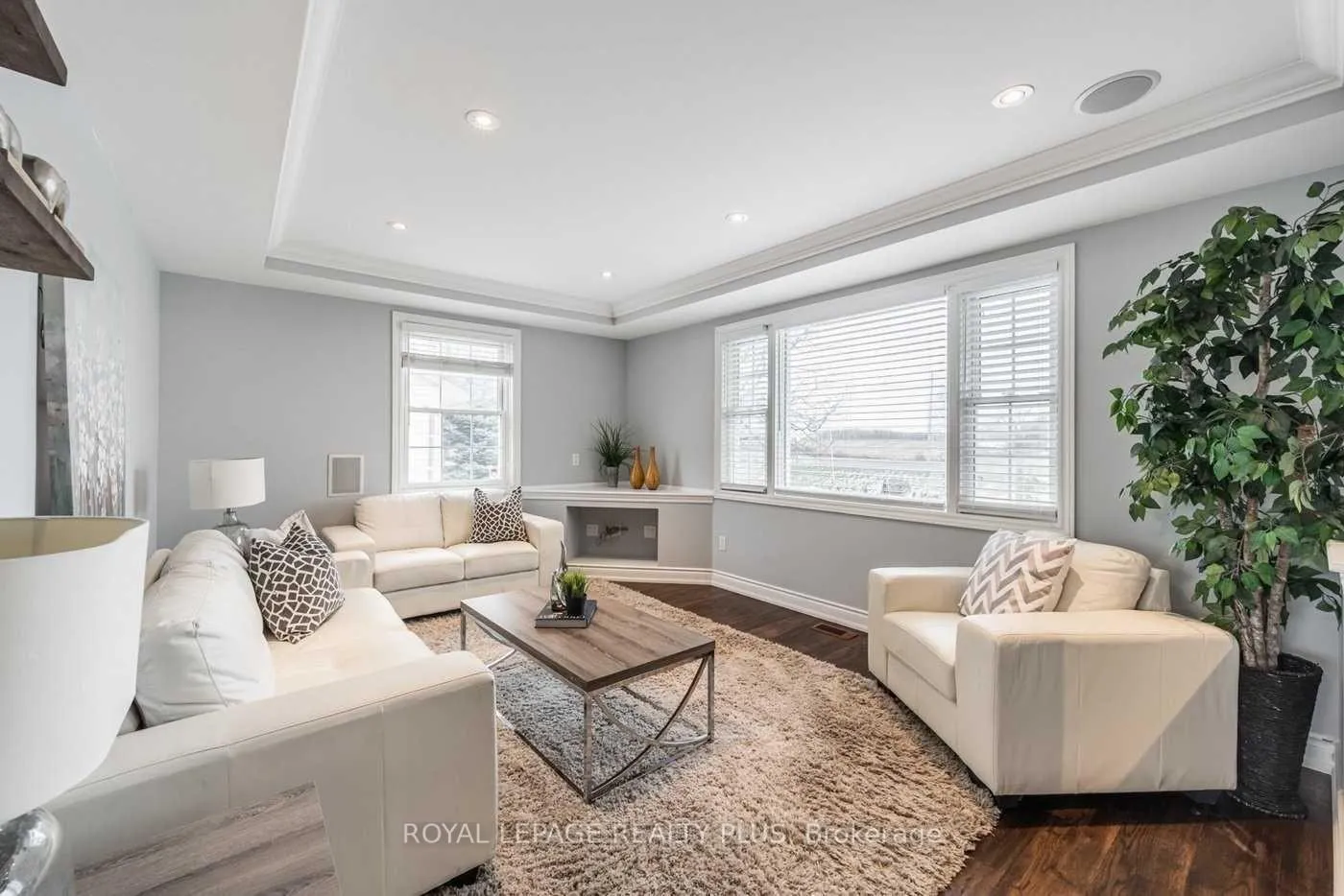 Photo 6 of 577 Dundas Street E, Hamilton, Waterdown — HOMEH