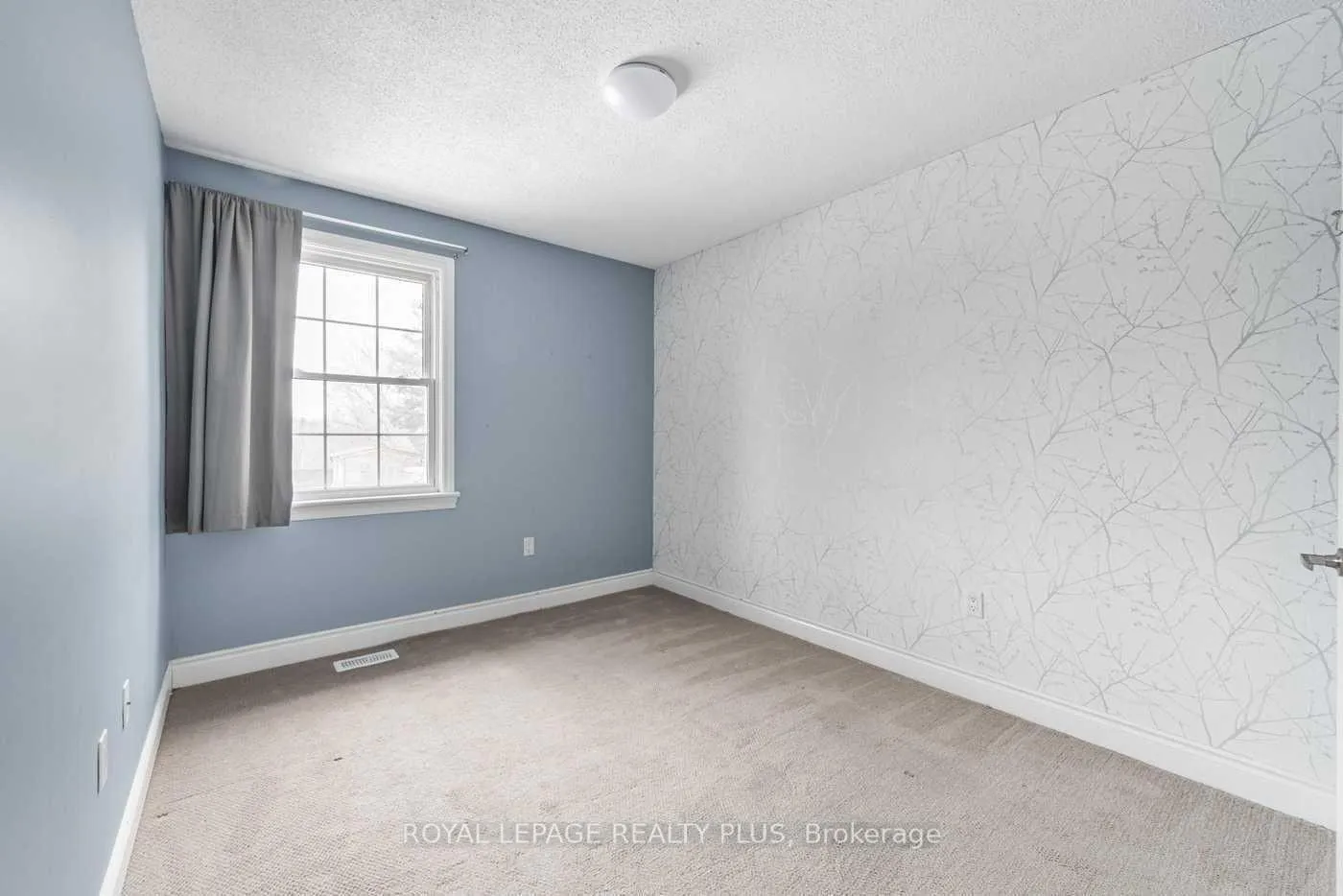 Photo 14 of 577 Dundas Street E, Hamilton, Waterdown — HOMEH