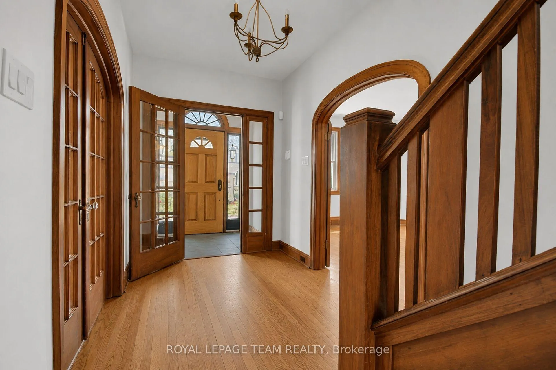 Photo 4 of 39 Crescent Heights, Ottawa, Dows Lake — HOMEH