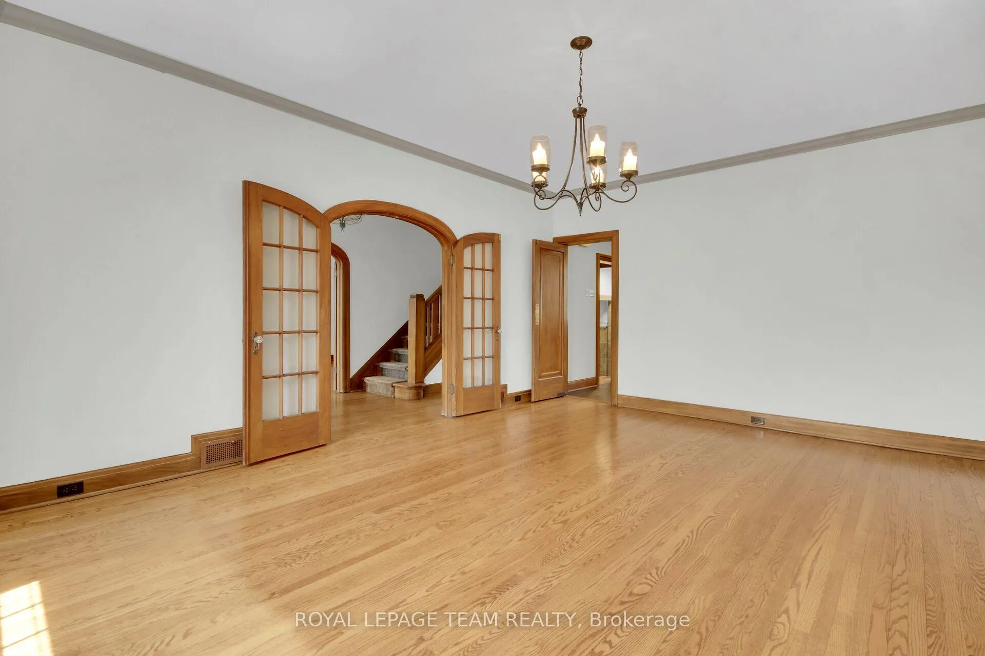 Photo 8 of 39 Crescent Heights, Ottawa, Dows Lake — HOMEH