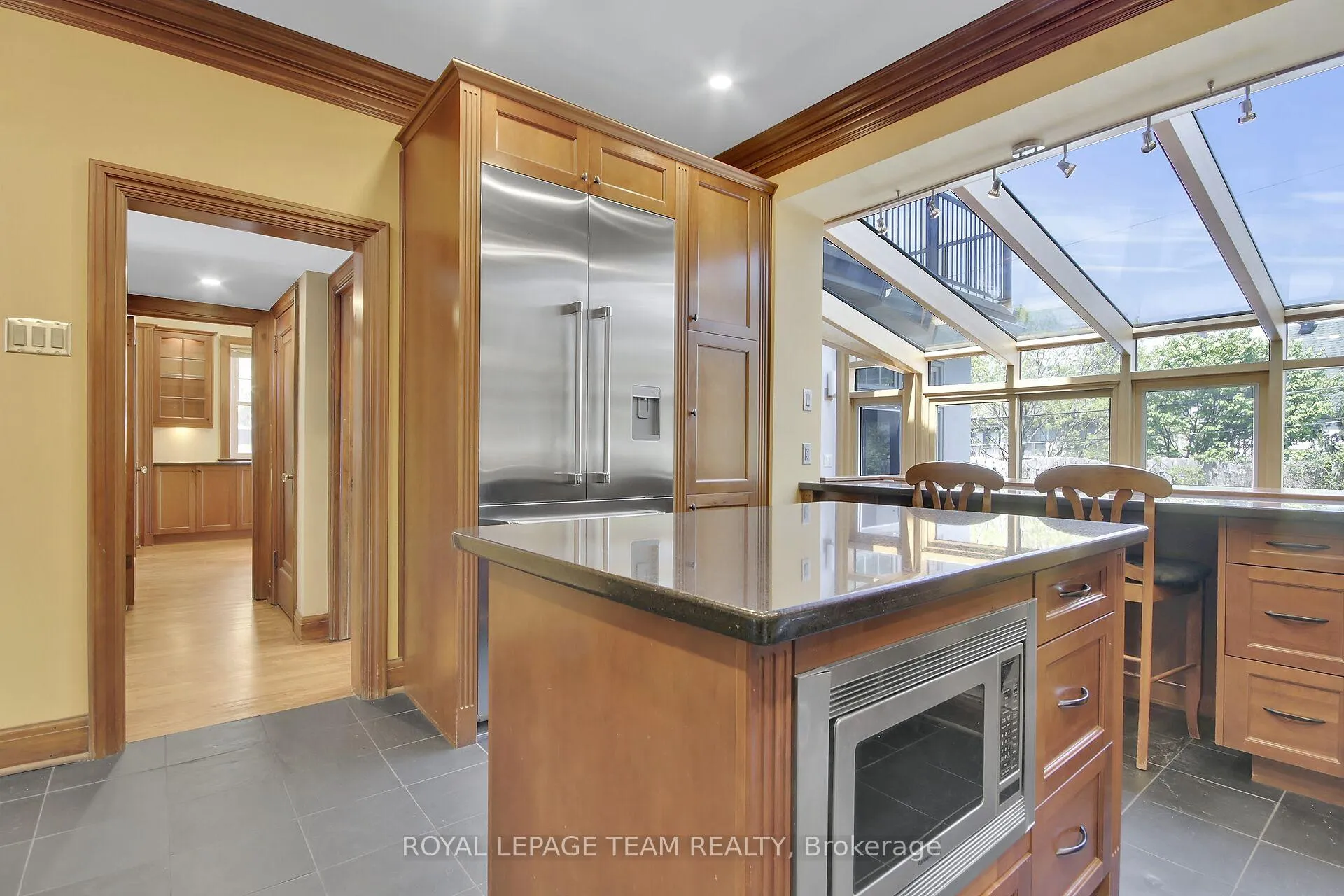 Photo 10 of 39 Crescent Heights, Ottawa, Dows Lake — HOMEH