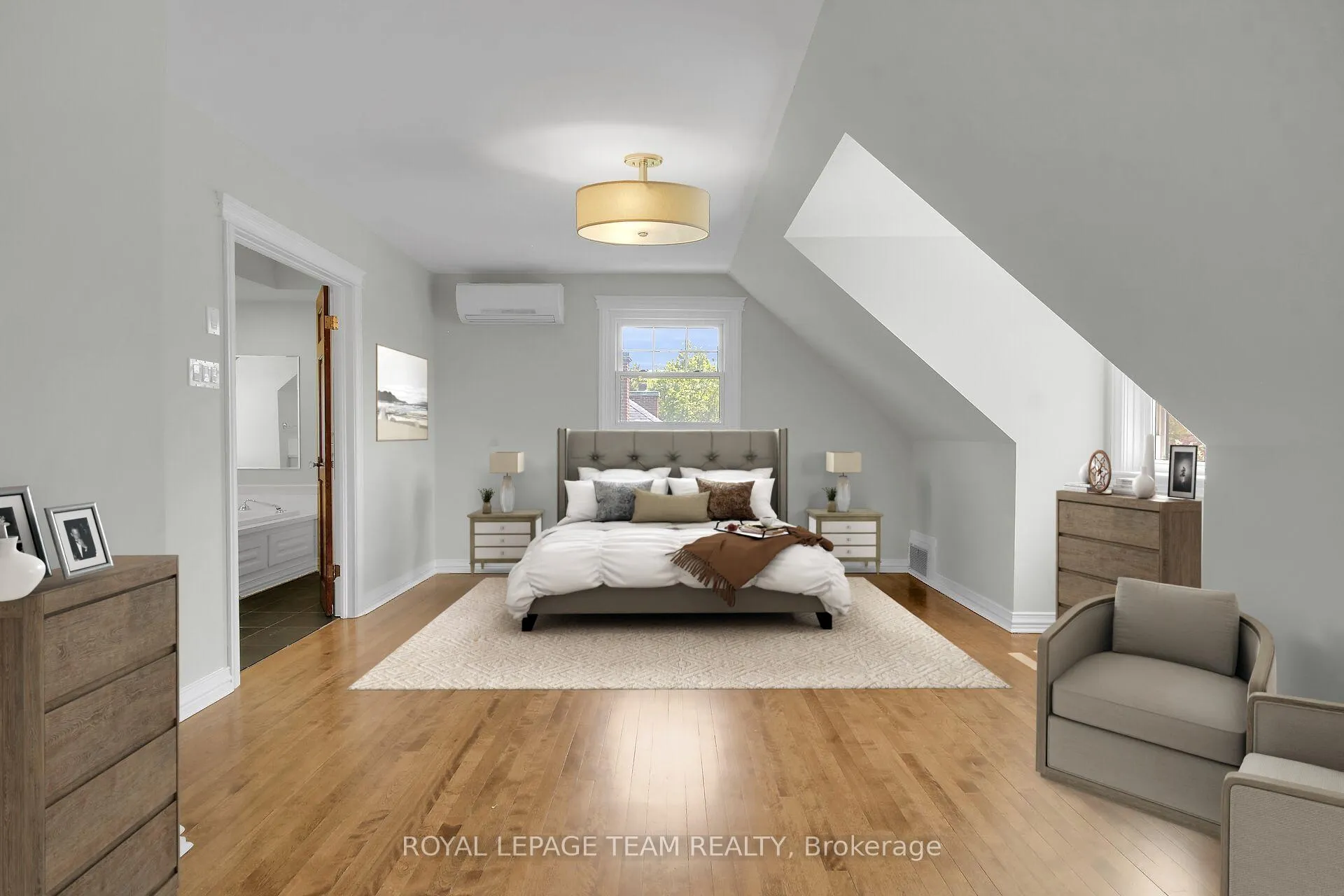 Photo 20 of 39 Crescent Heights, Ottawa, Dows Lake — HOMEH