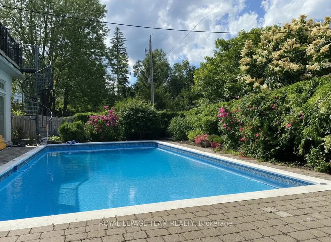 Photo 37 of 39 Crescent Heights, Ottawa, Dows Lake — HOMEH