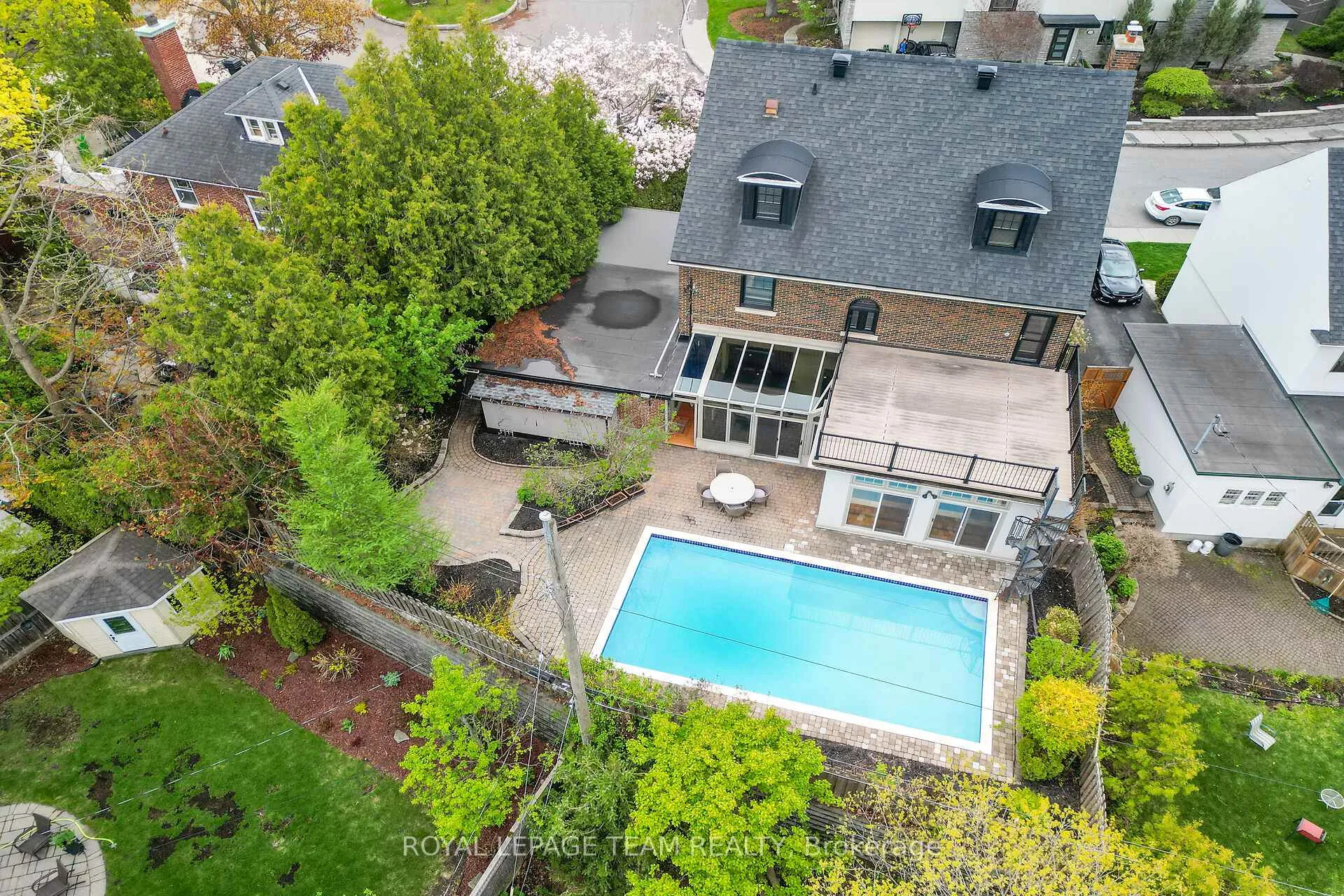 Photo 38 of 39 Crescent Heights, Ottawa, Dows Lake — HOMEH