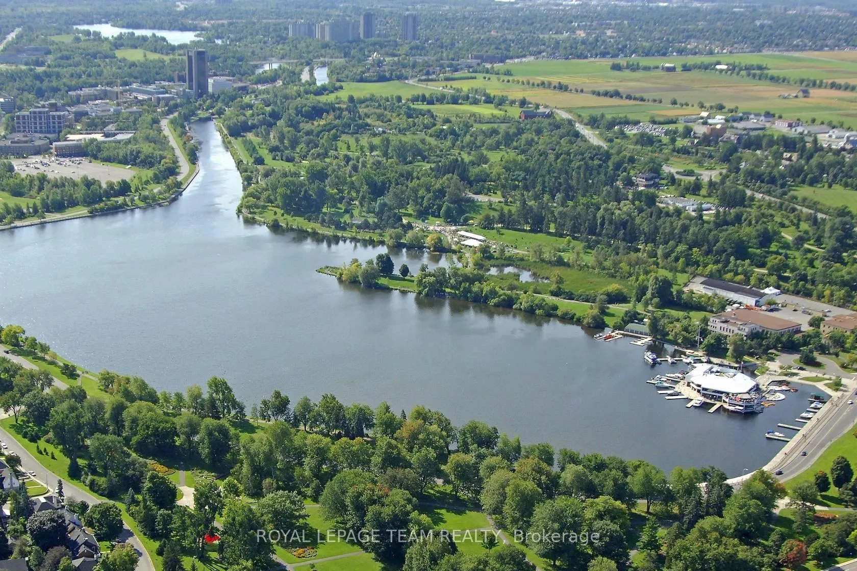 Photo 41 of 39 Crescent Heights, Ottawa, Dows Lake — HOMEH