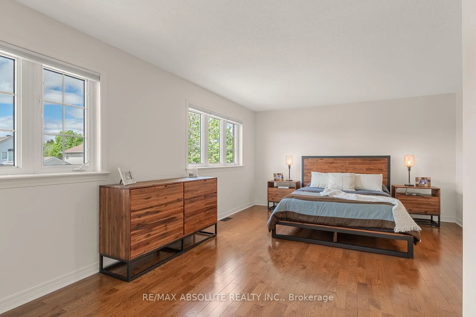 Photo 27 of 98 Yoho Drive, Ottawa, Kanata - Bridlewood — HOMEH