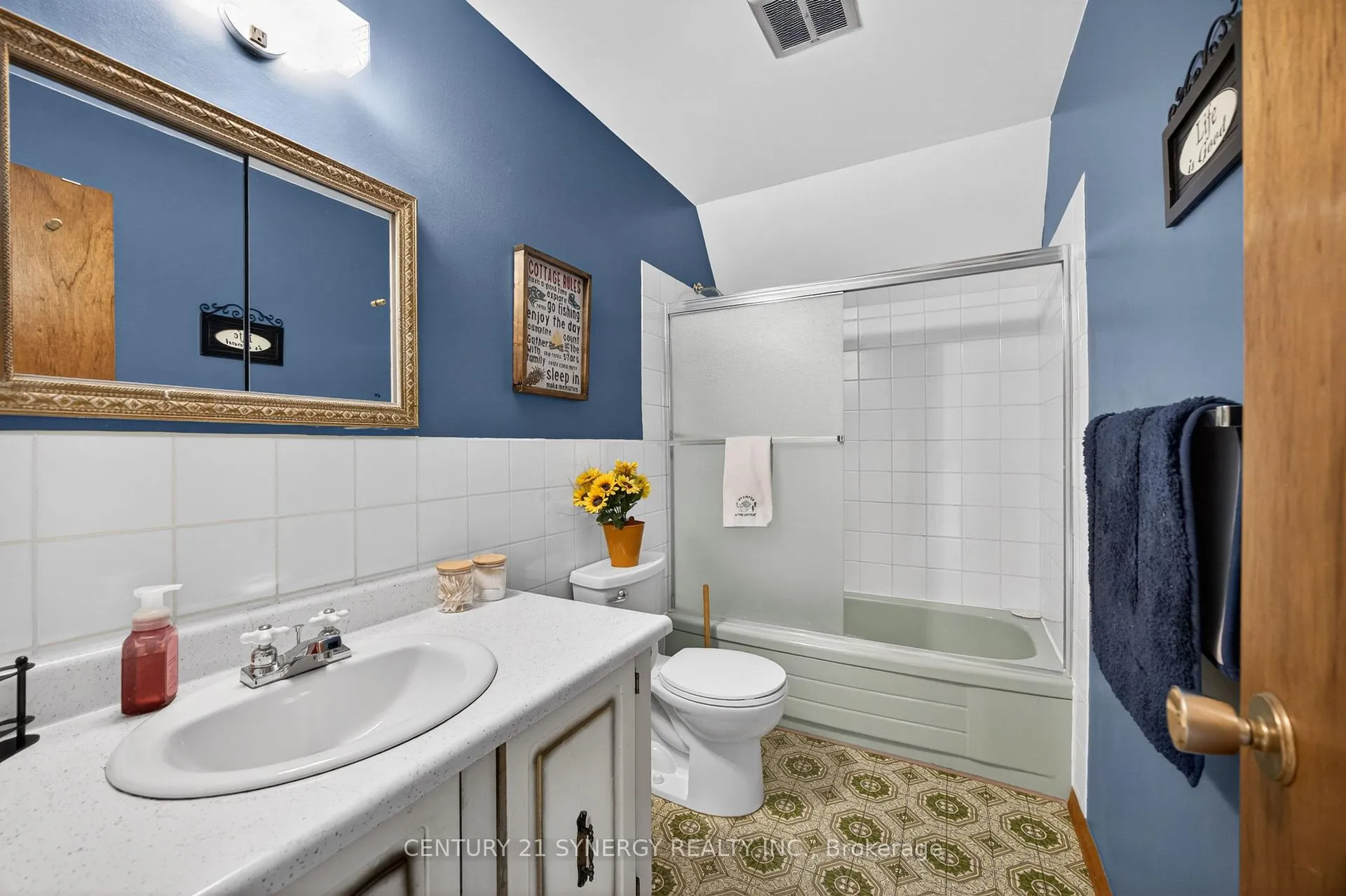 Photo 24 of 281 Pine Shores Lane, Frontenac, Frontenac South — HOMEH
